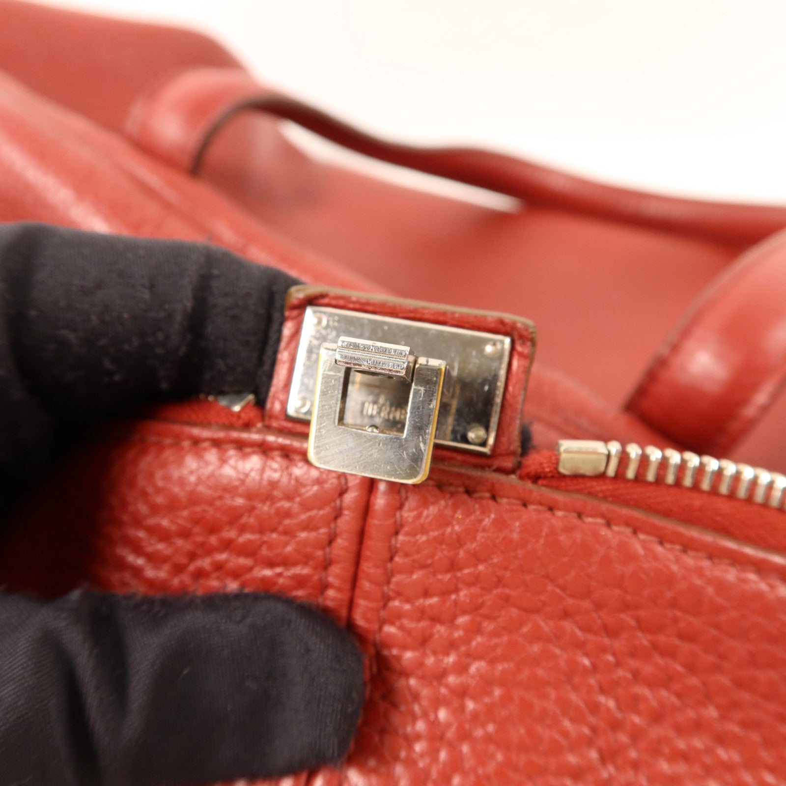 HERMES Clemence皮革Victoria 35銀扣手挽袋Rouge Garance