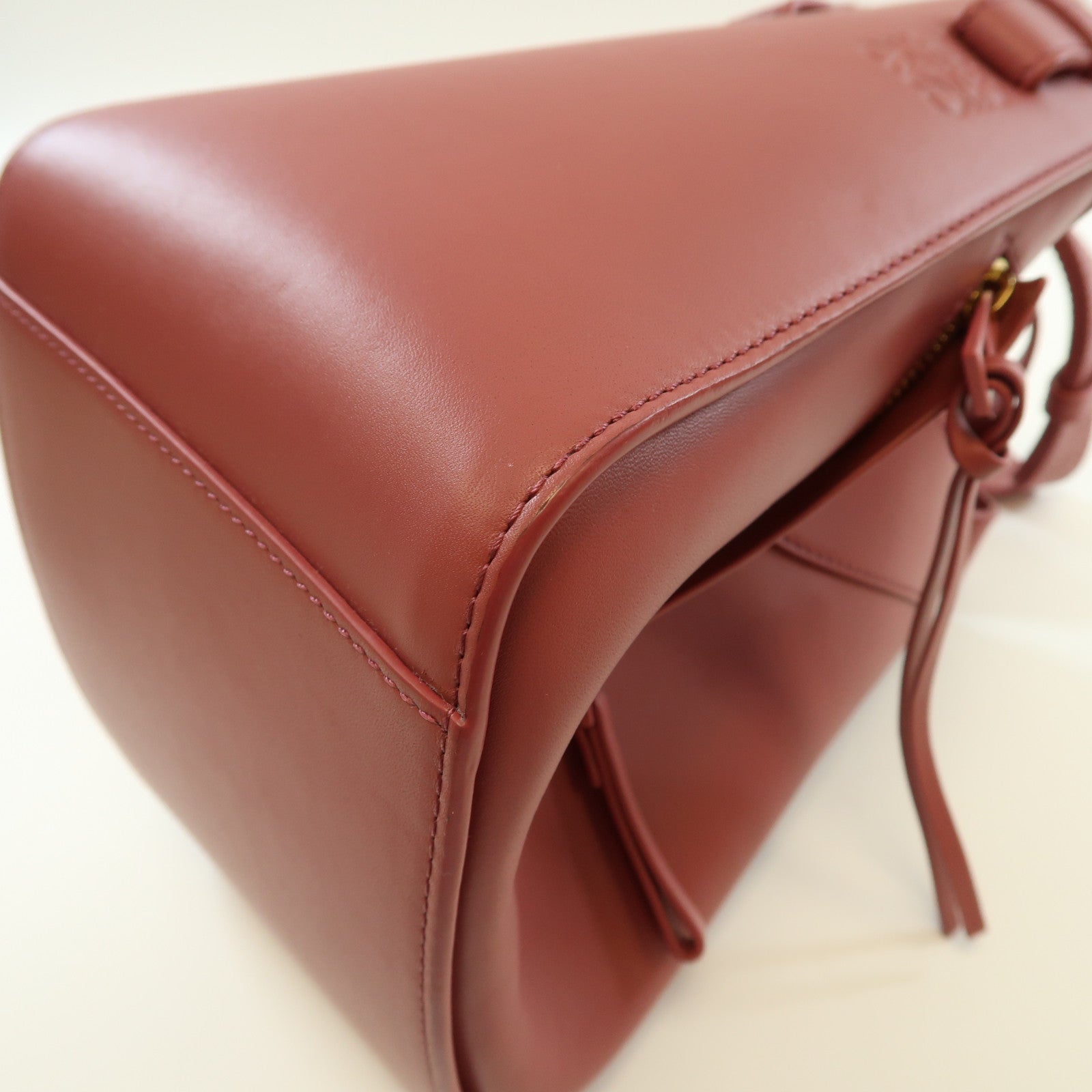 LOEWE 牛皮皮革Hammock金扣手挽肩背兩用袋粉紅色