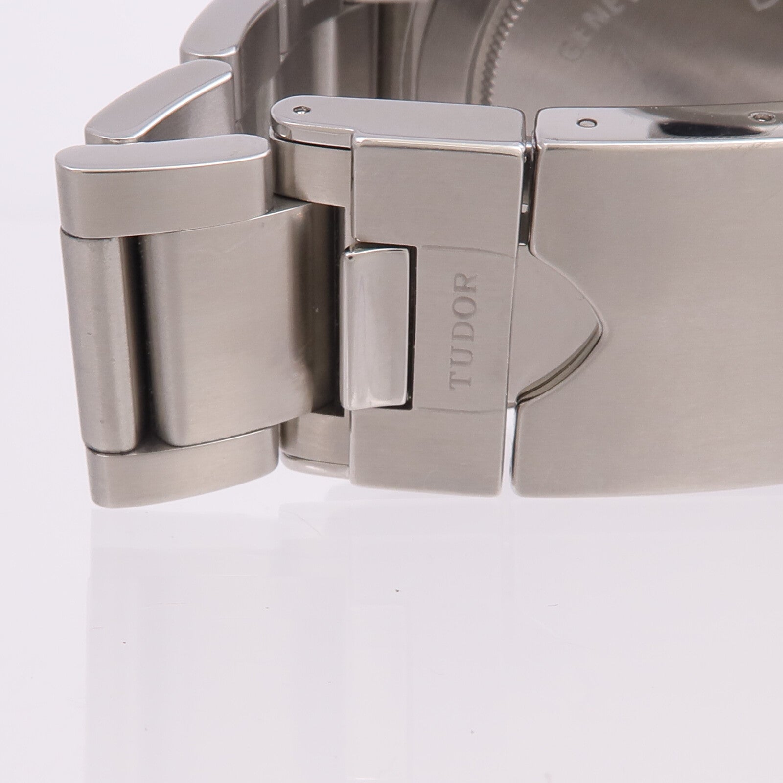 TUDOR Heritage Black Bay 79540