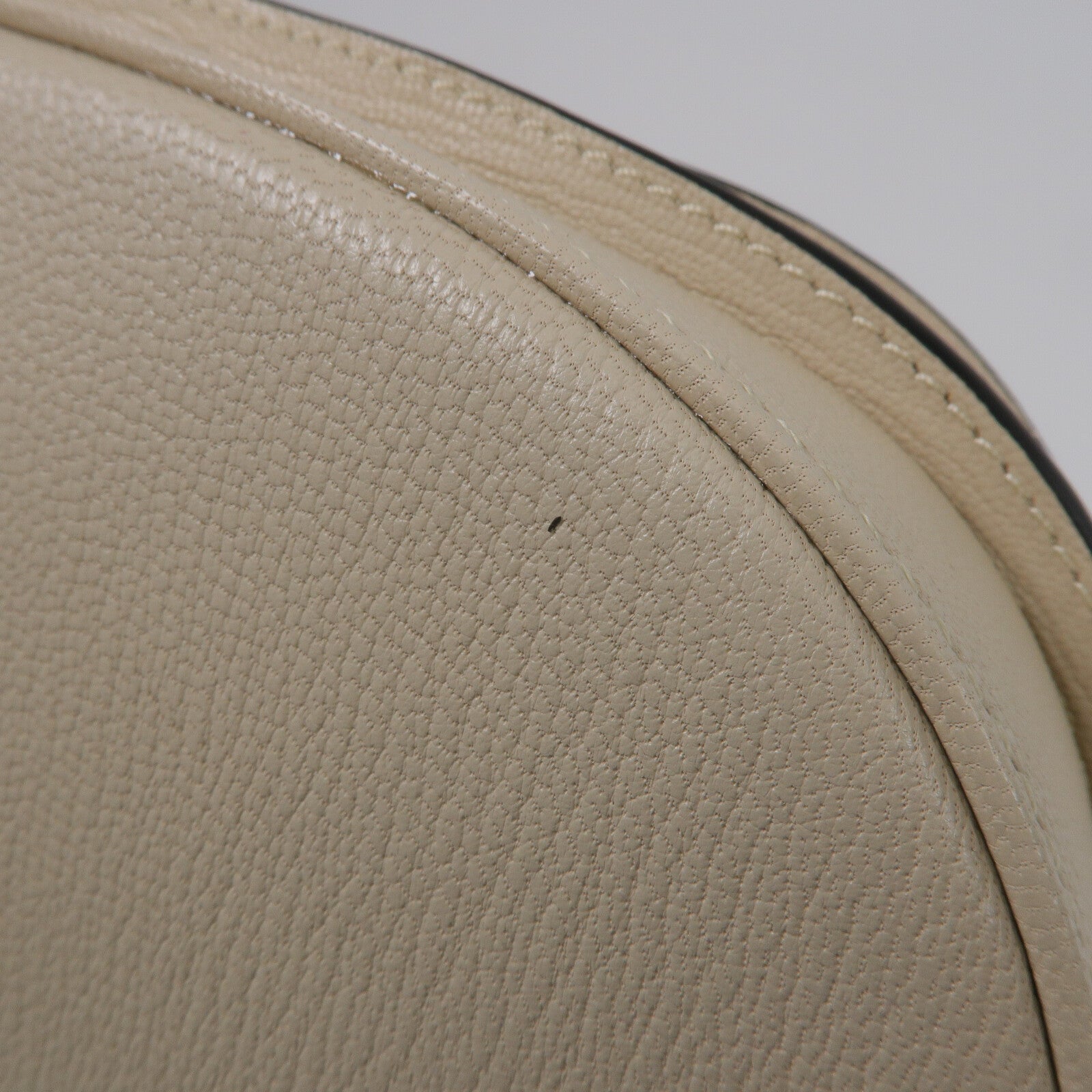 LOEWE 牛皮皮革Heel Duo肩背袋