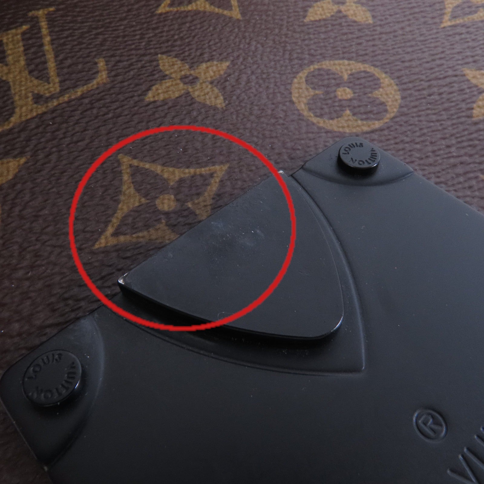 LOUIS VUITTON Monogram S Lock Sling Waist Bag腰包