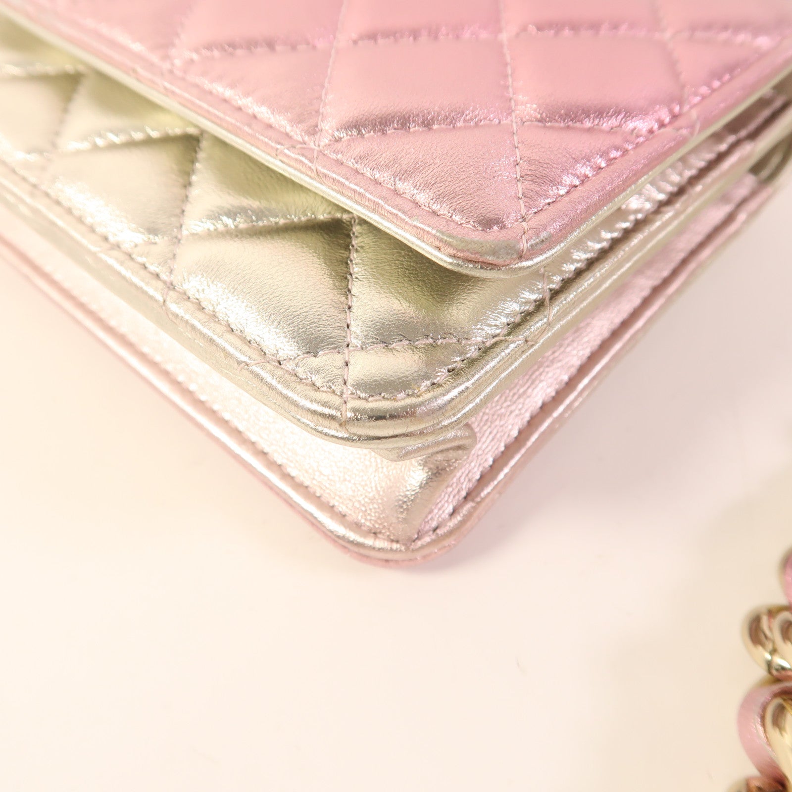 CHANEL 羊皮皮革Wallet on Chain金扣鏈帶肩背袋