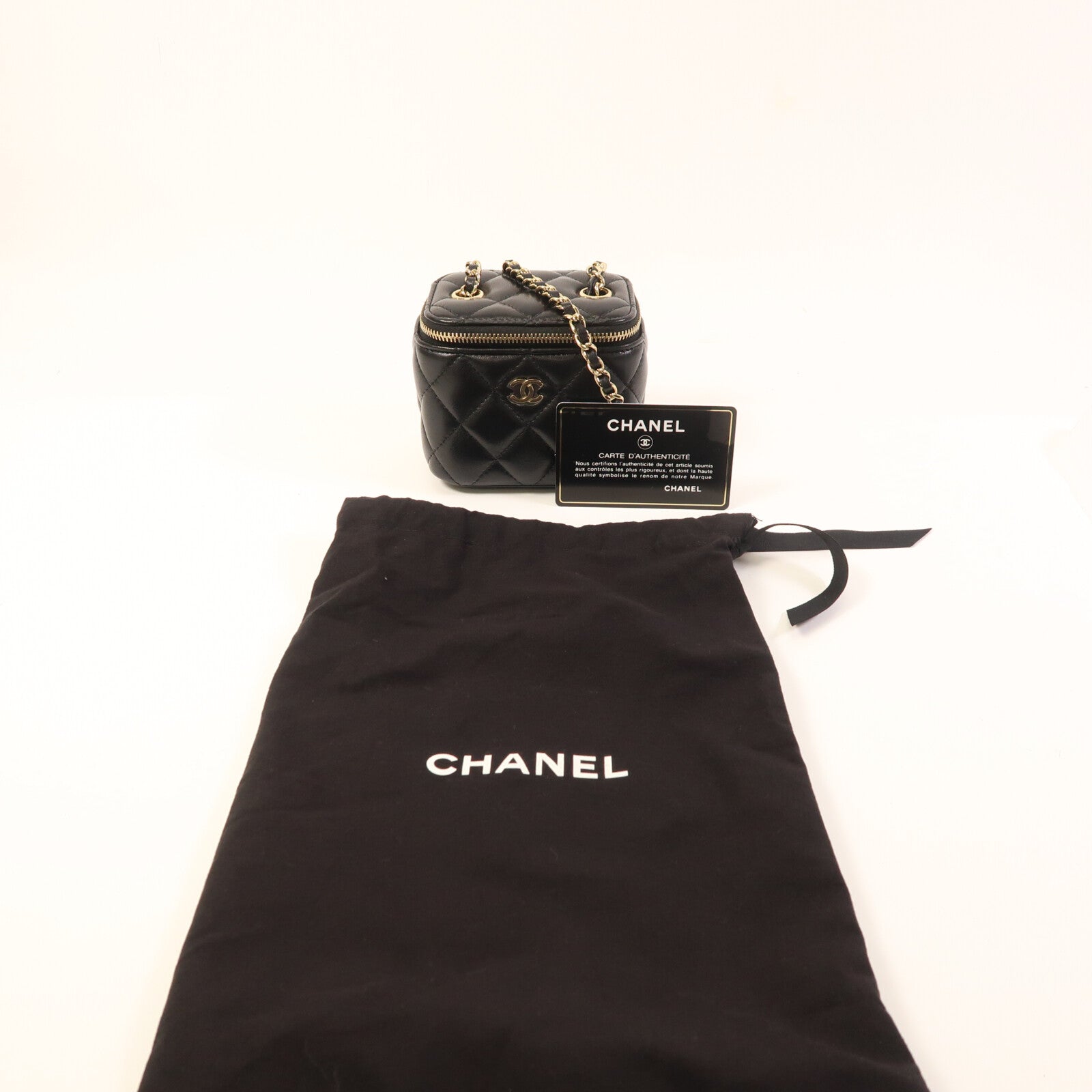 CHANEL 羊皮皮革Mini Vanity Case金扣鏈帶肩背袋