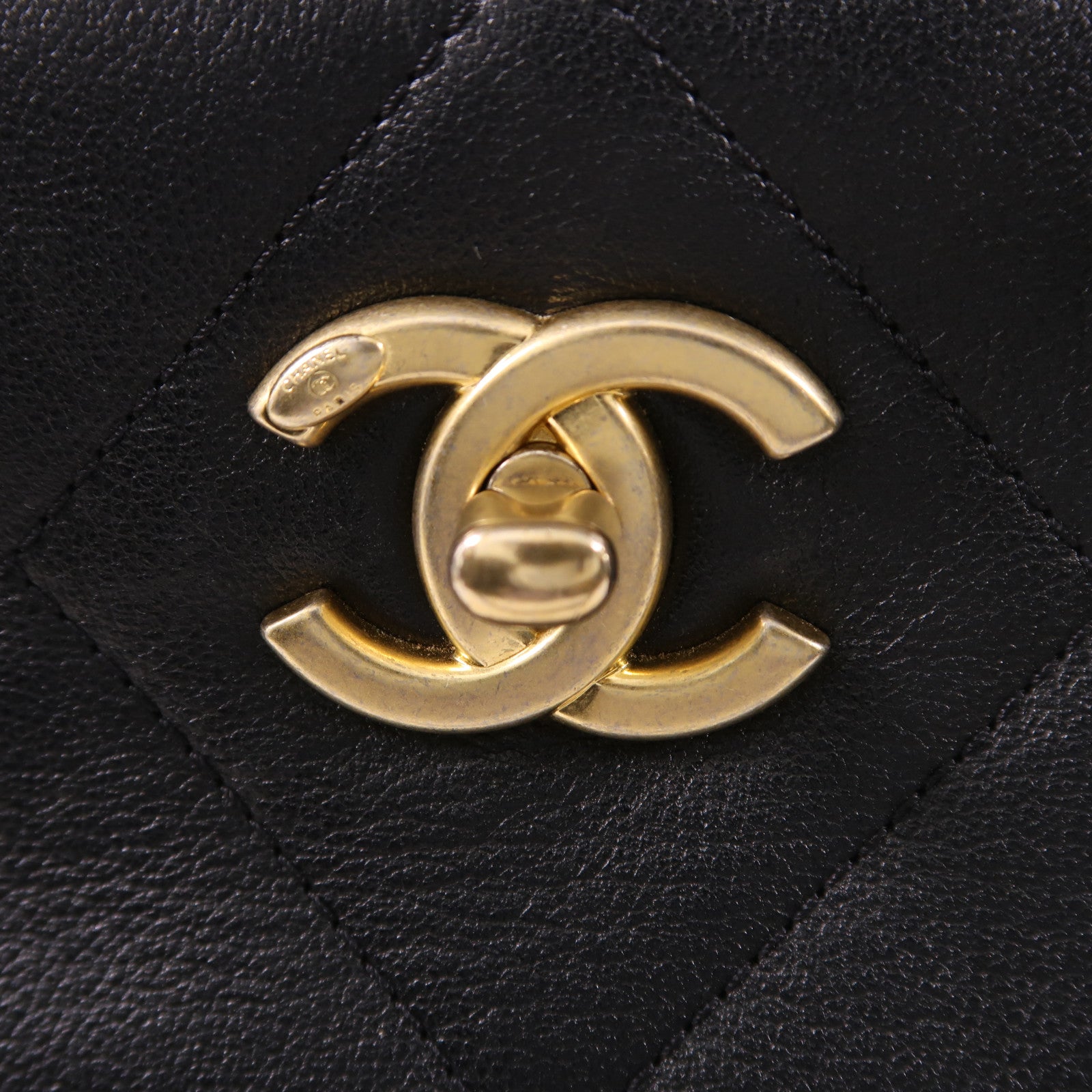 CHANEL 牛皮皮革Booktote金扣肩背袋