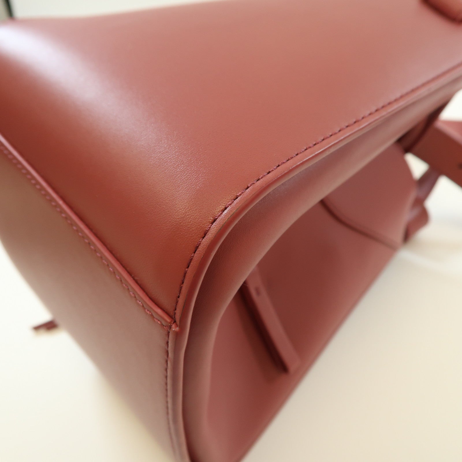 LOEWE 牛皮皮革Hammock金扣手挽肩背兩用袋粉紅色