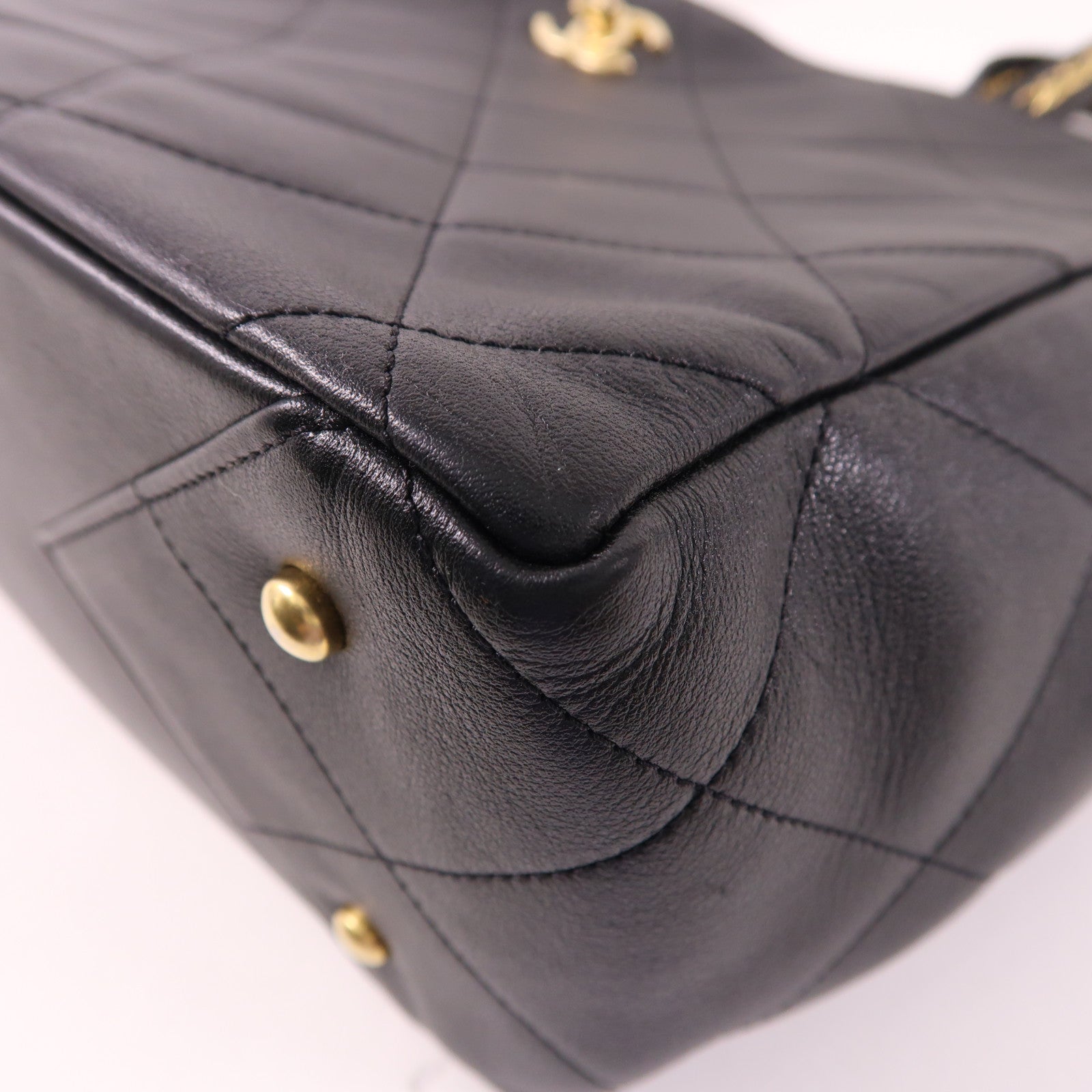 CHANEL 牛皮皮革Booktote金扣肩背袋