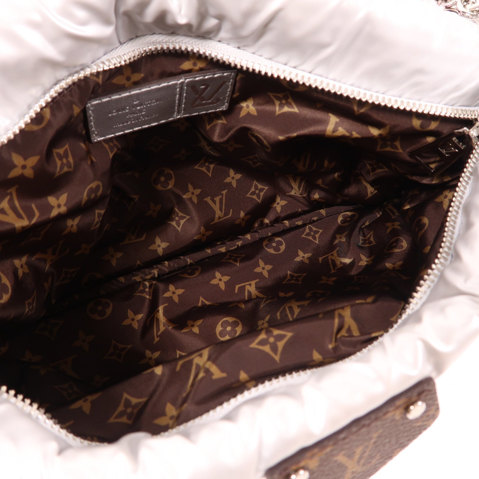 LOUIS VUITTON 【激減優惠】尼龍Recycled Nylon Maxi Multi Pochette Accessories銀扣肩背袋銀色/粉紅色