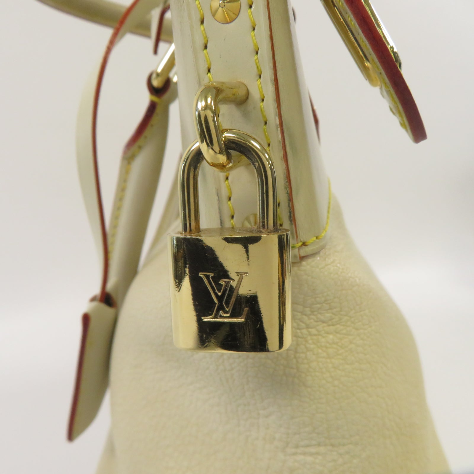 LOUIS VUITTON **【激減優惠】Suhali皮革Lockit PM金扣手挽袋米色