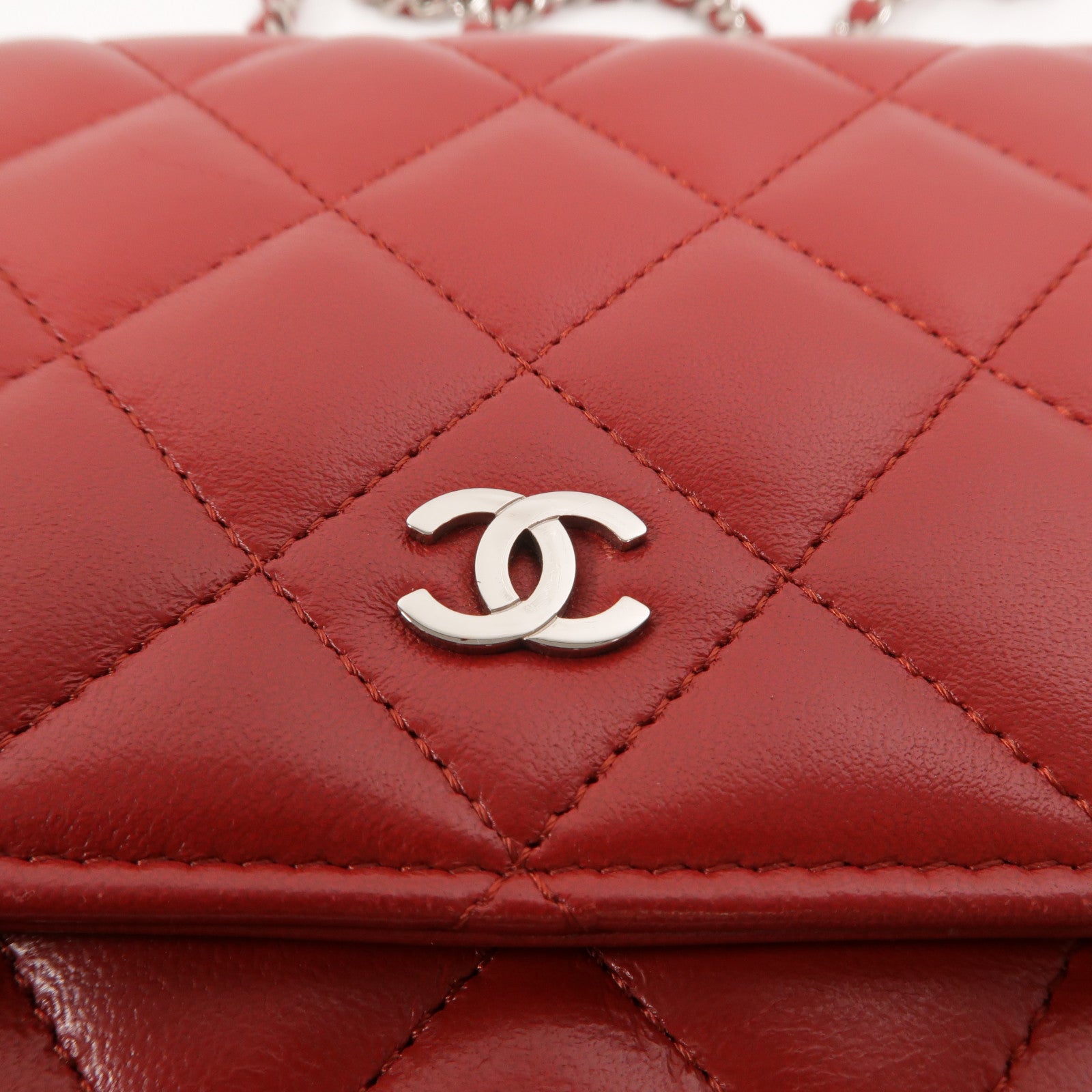 CHANEL 羊皮皮革Wallet On Chain鏈帶肩背袋