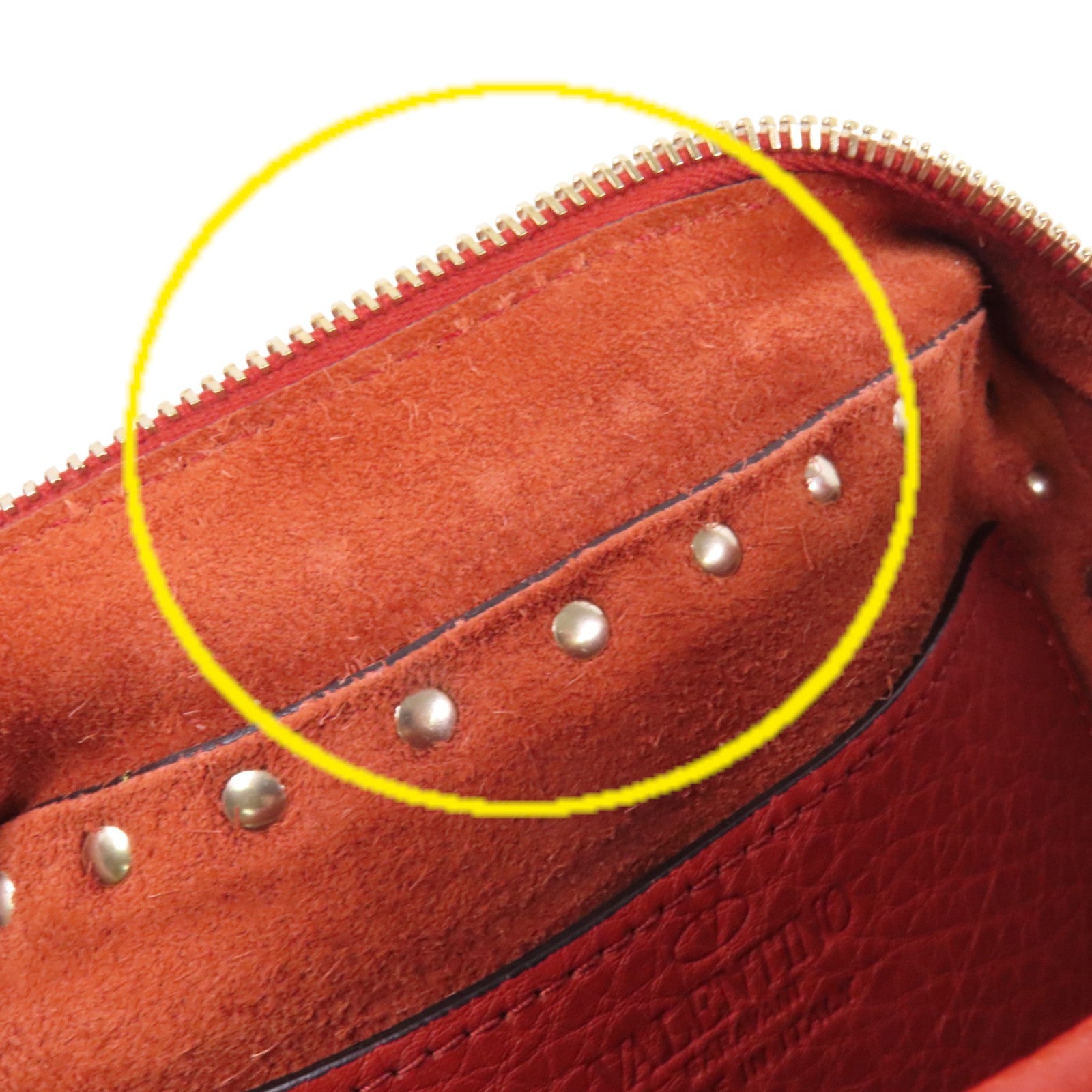 Valentino 牛皮皮革RockStuds金扣肩背袋