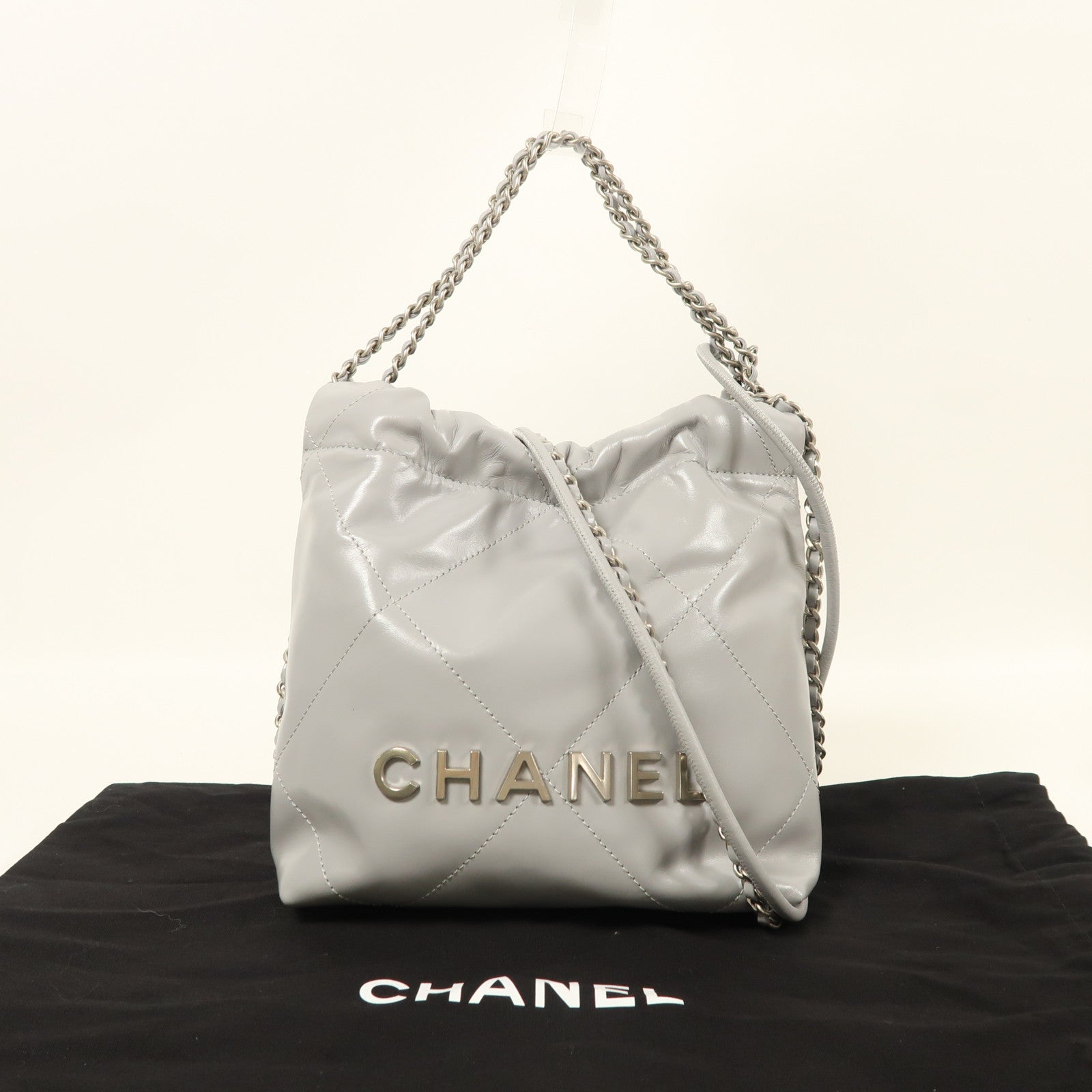 CHANEL 羊皮皮革Mini Chanel 22銀扣鏈帶手挽肩背兩用袋