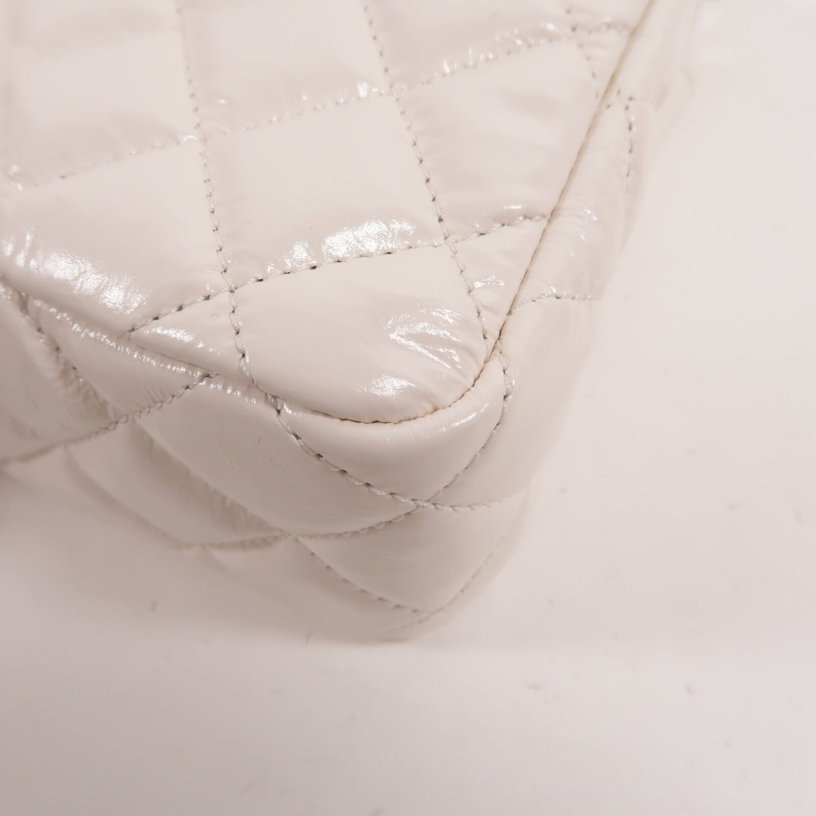 CHANEL 牛皮皮革Hobo Small鏈帶肩背袋