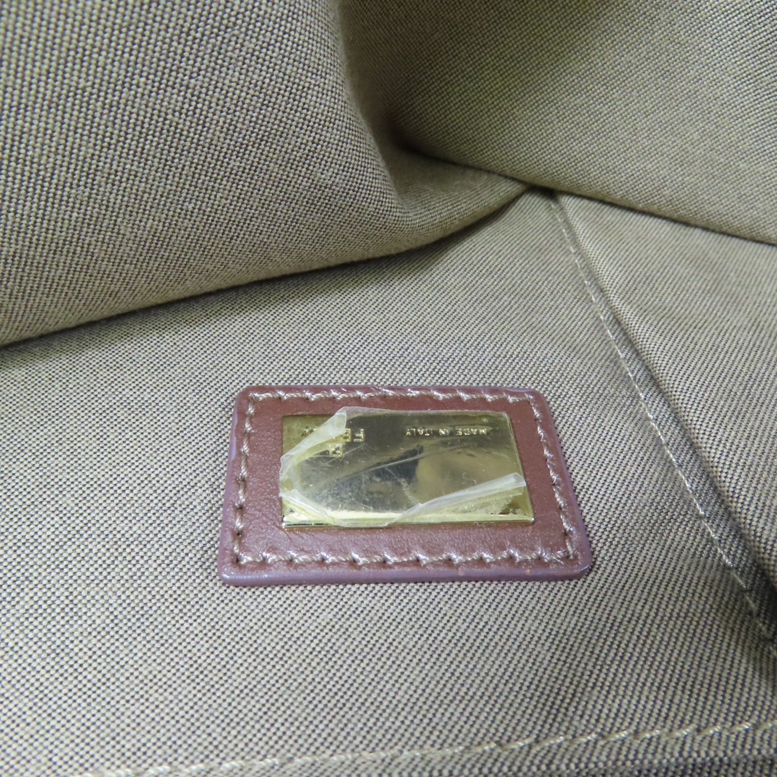 FENDI 帆布Tote Bag金扣肩背袋