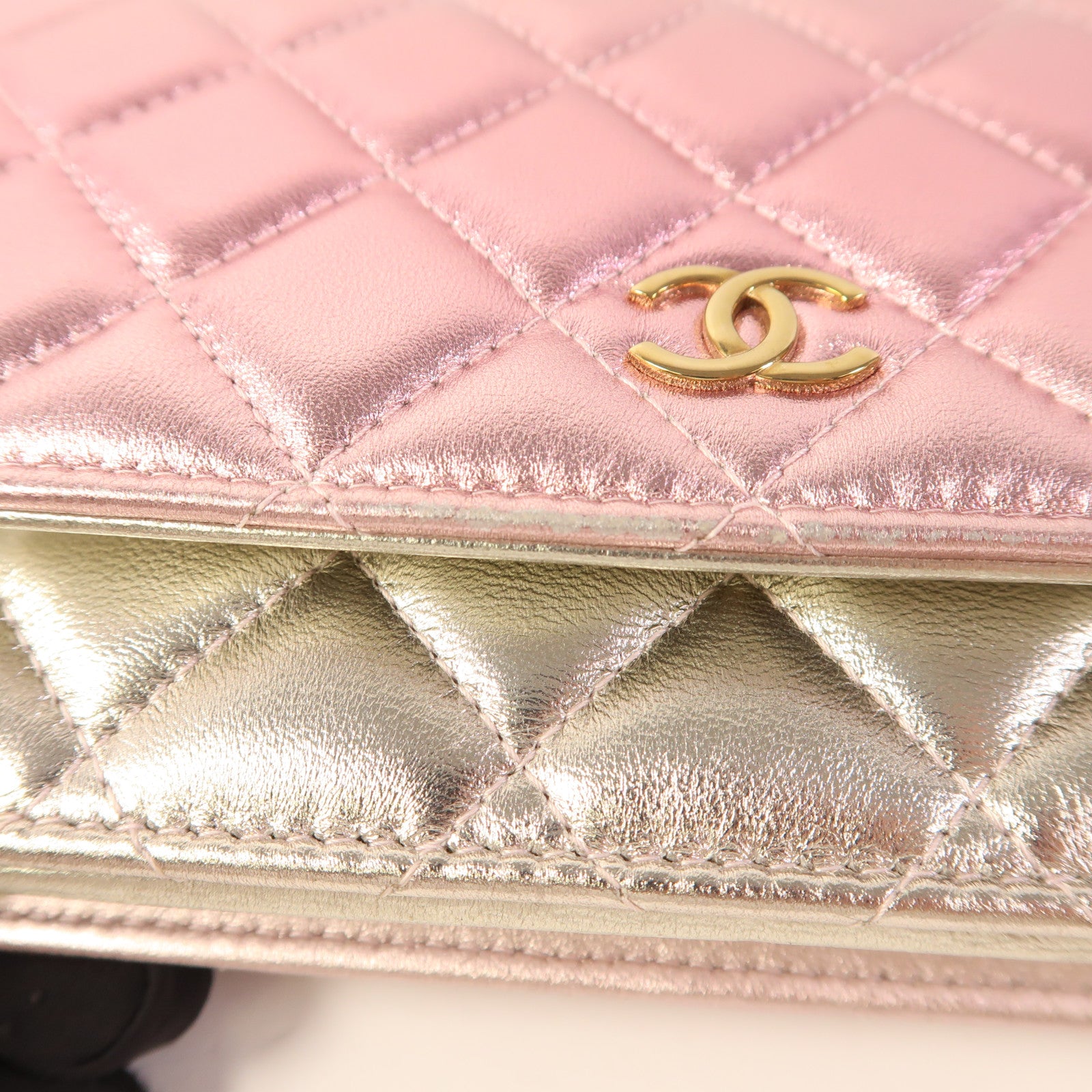 CHANEL 羊皮皮革Wallet on Chain金扣鏈帶肩背袋