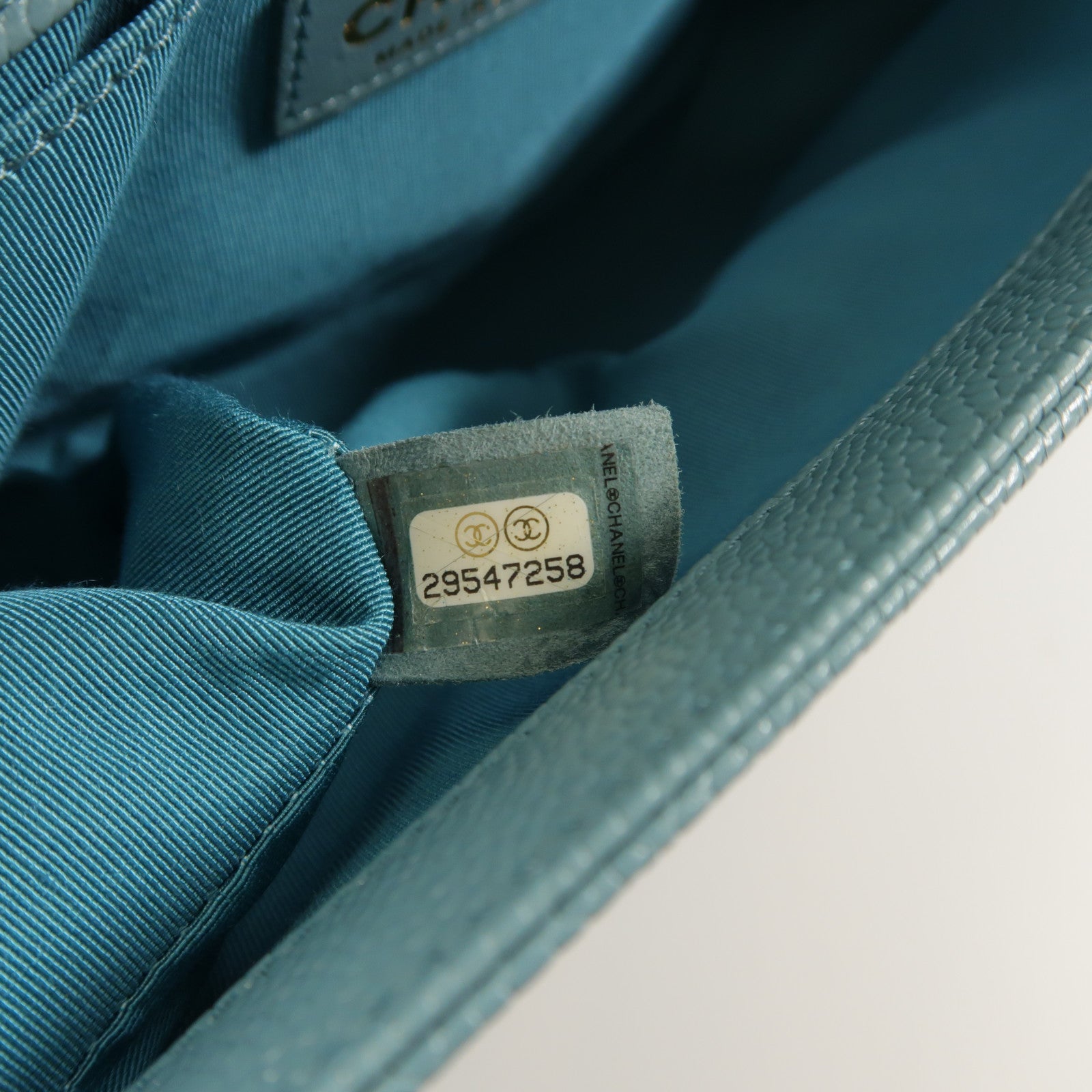 CHANEL 牛皮皮革Boy 25鏈帶肩背袋