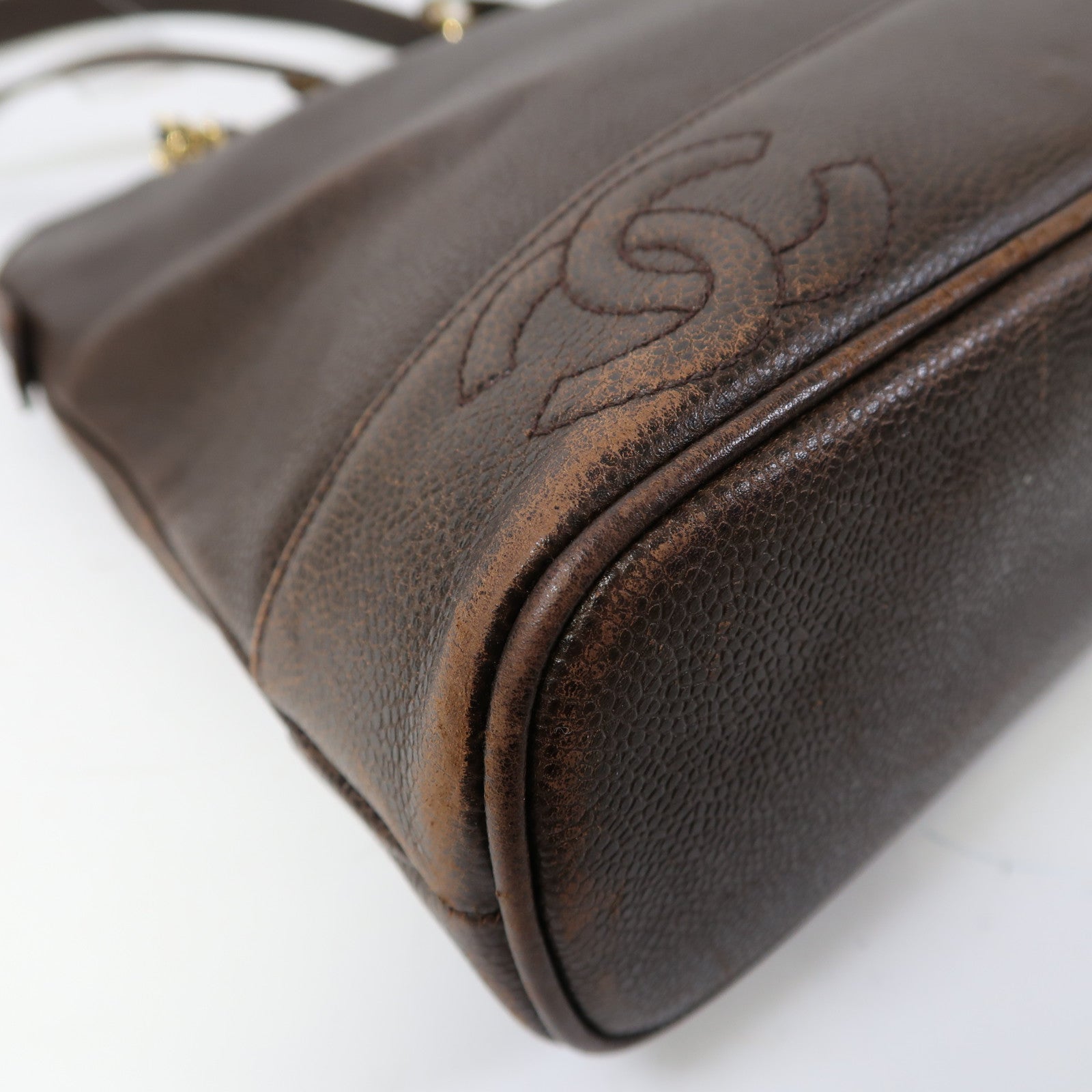 CHANEL Caviar皮革Shoulder Bag金扣肩背袋啡色