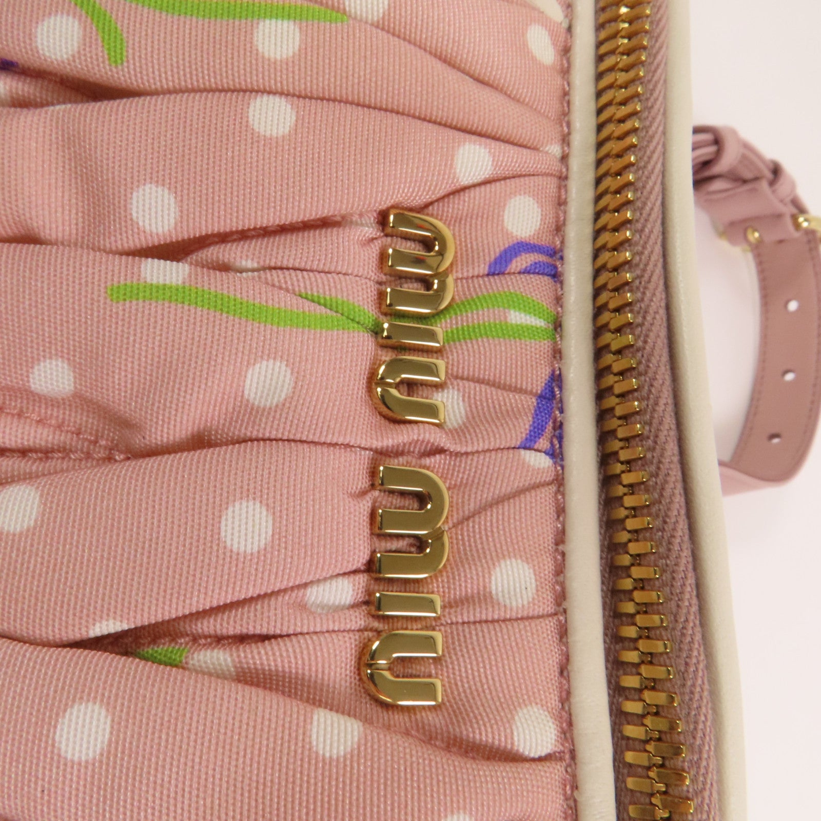 Miu Miu 尼龍Waist Bag金扣腰包