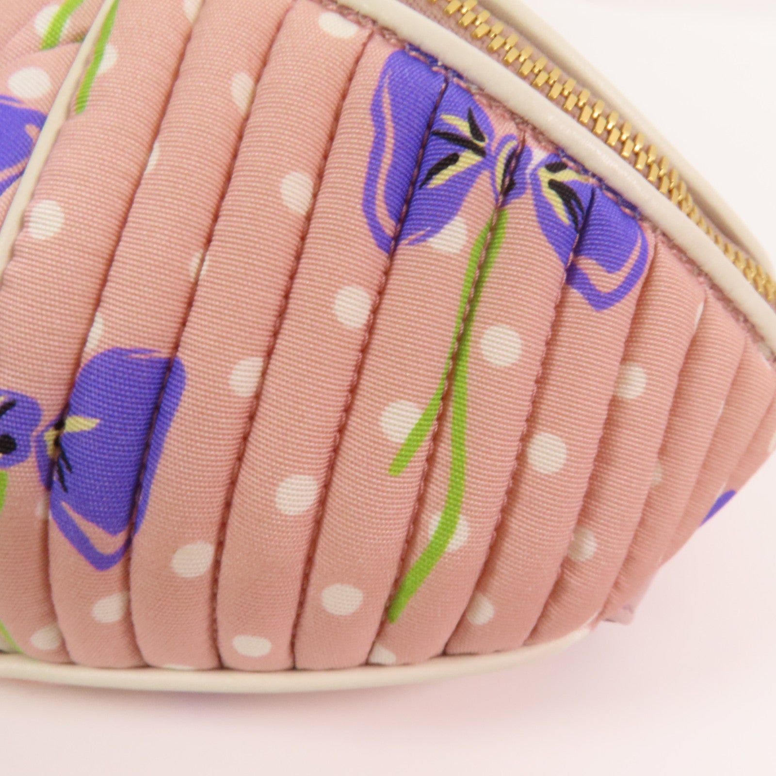 Miu Miu 尼龍Waist Bag金扣腰包