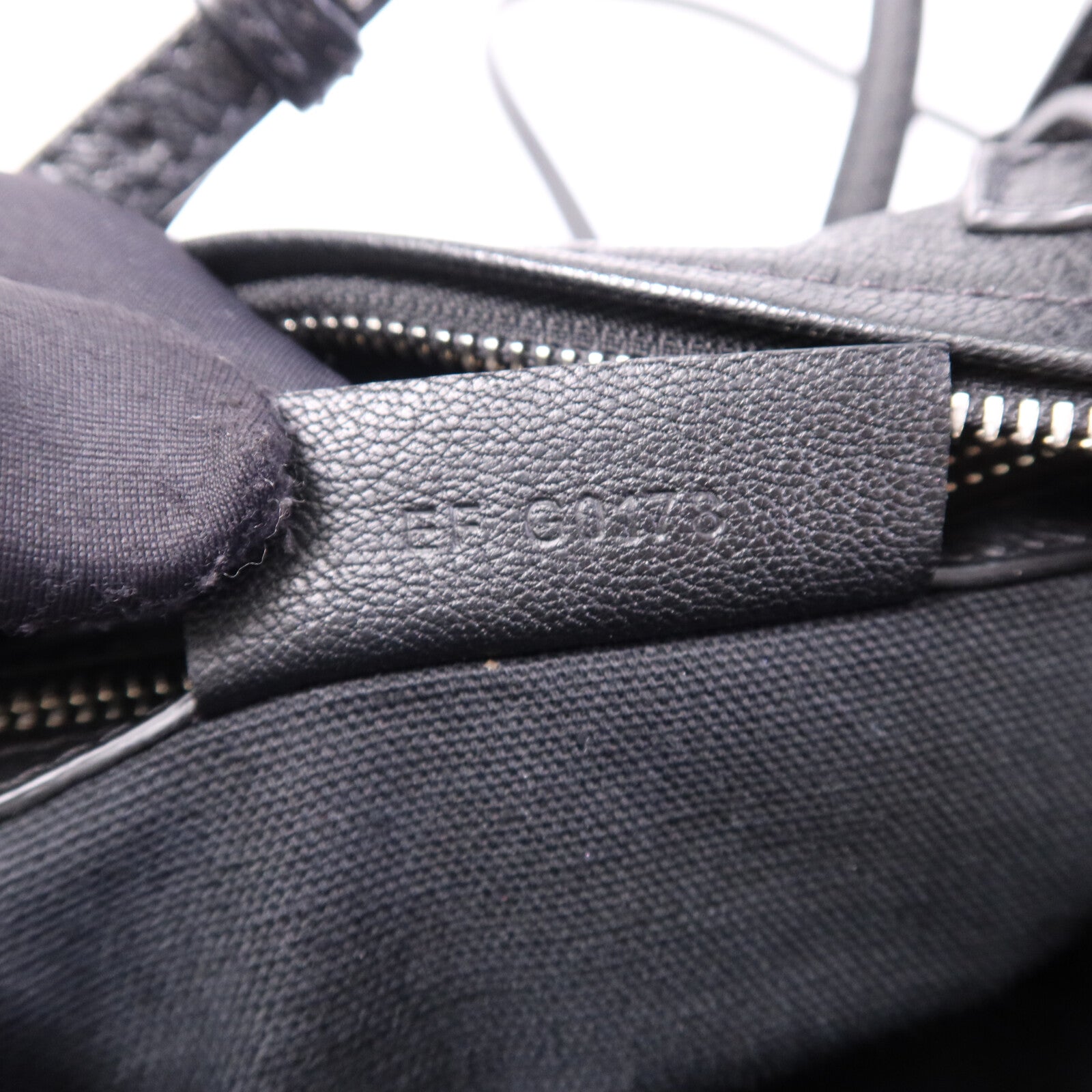 GIVENCHY 牛皮皮革Mini Pandora銀扣手挽袋
