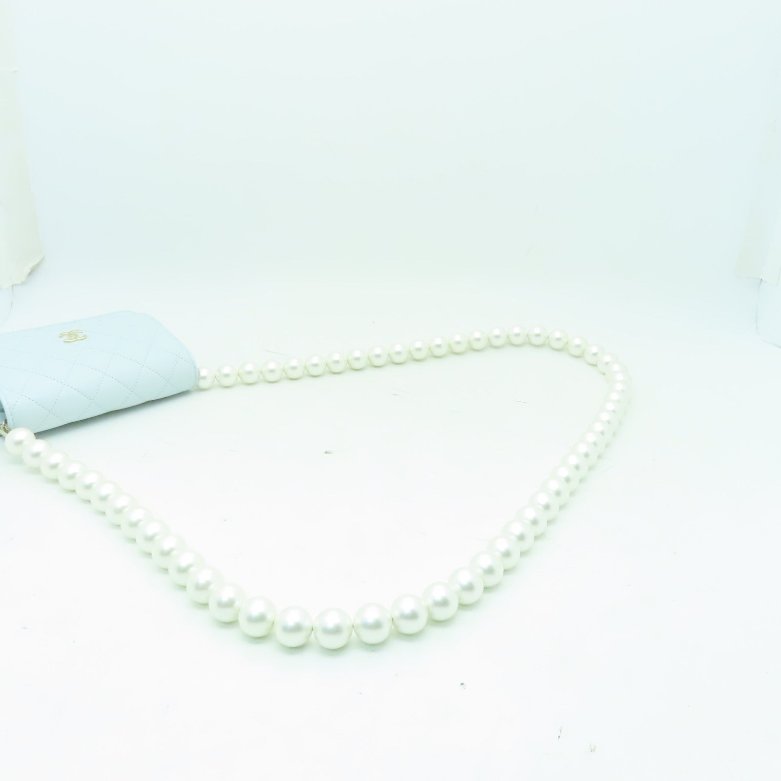 CHANEL 【激減優惠】菱格羊皮皮革WOC Shoulder Bag金扣鏈帶肩背袋