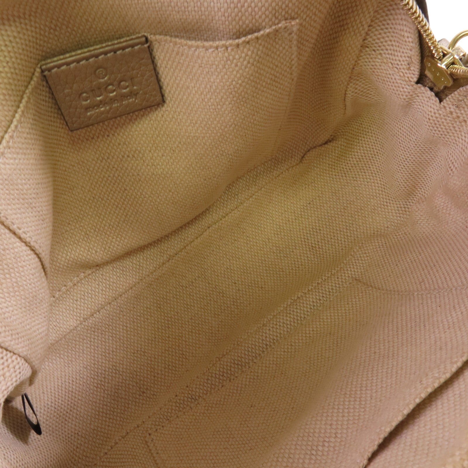 GUCCI 牛皮皮革Soho Disco金扣肩背袋