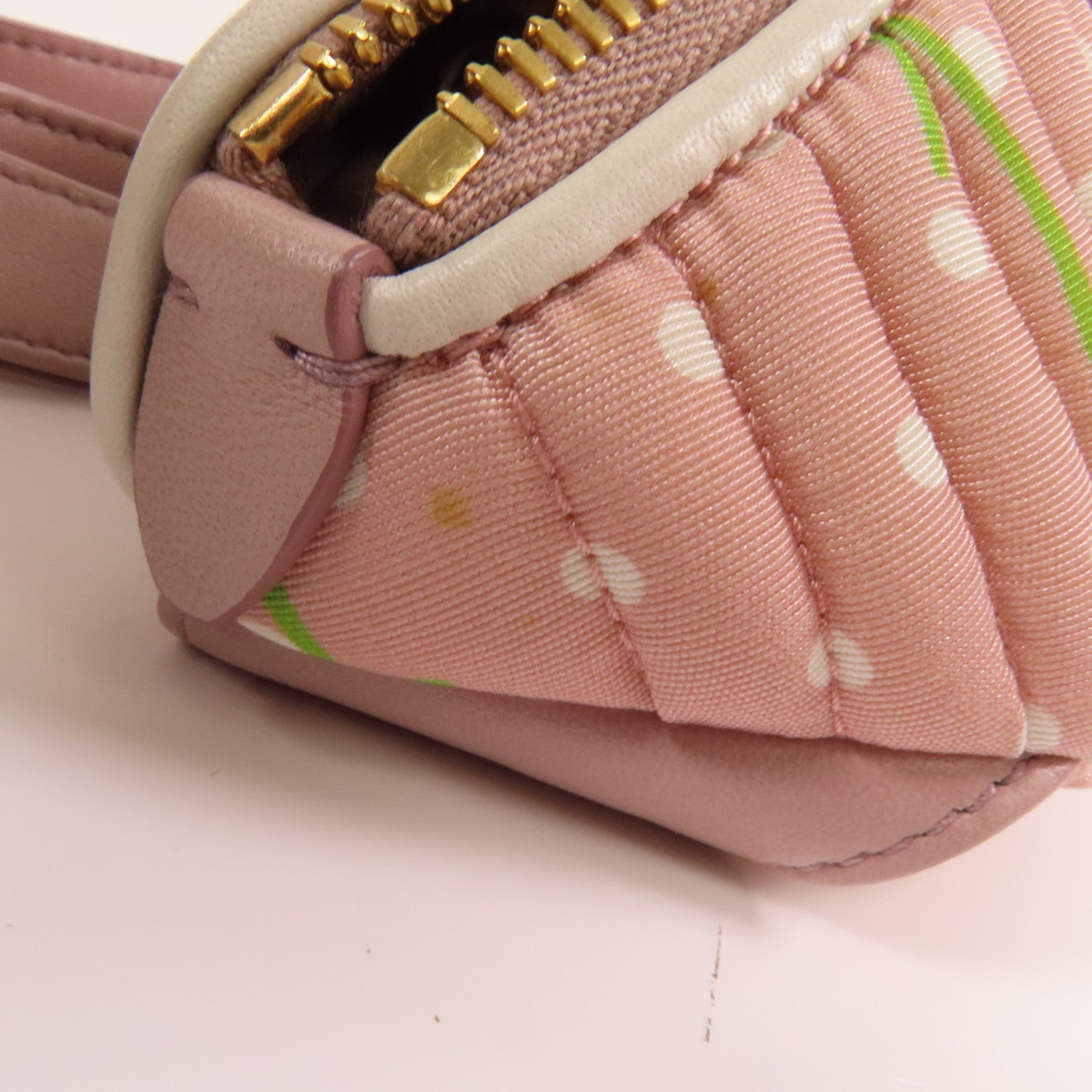 Miu Miu 尼龍Waist Bag金扣腰包