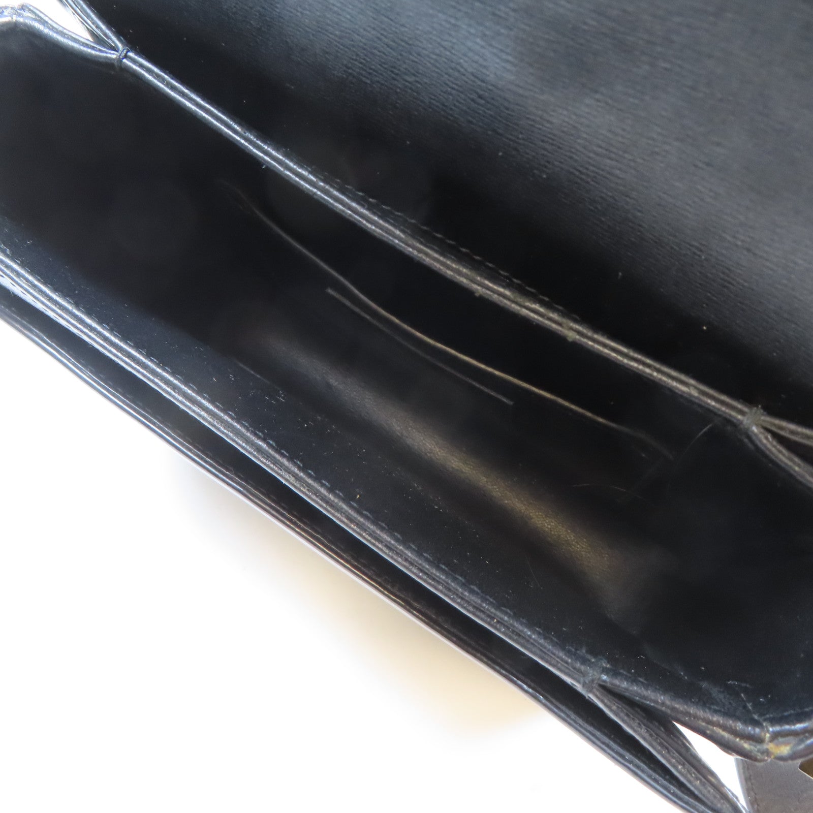 YVES SAINT LAURENT 牛皮皮革Shoulder Bag金扣肩背袋黑色