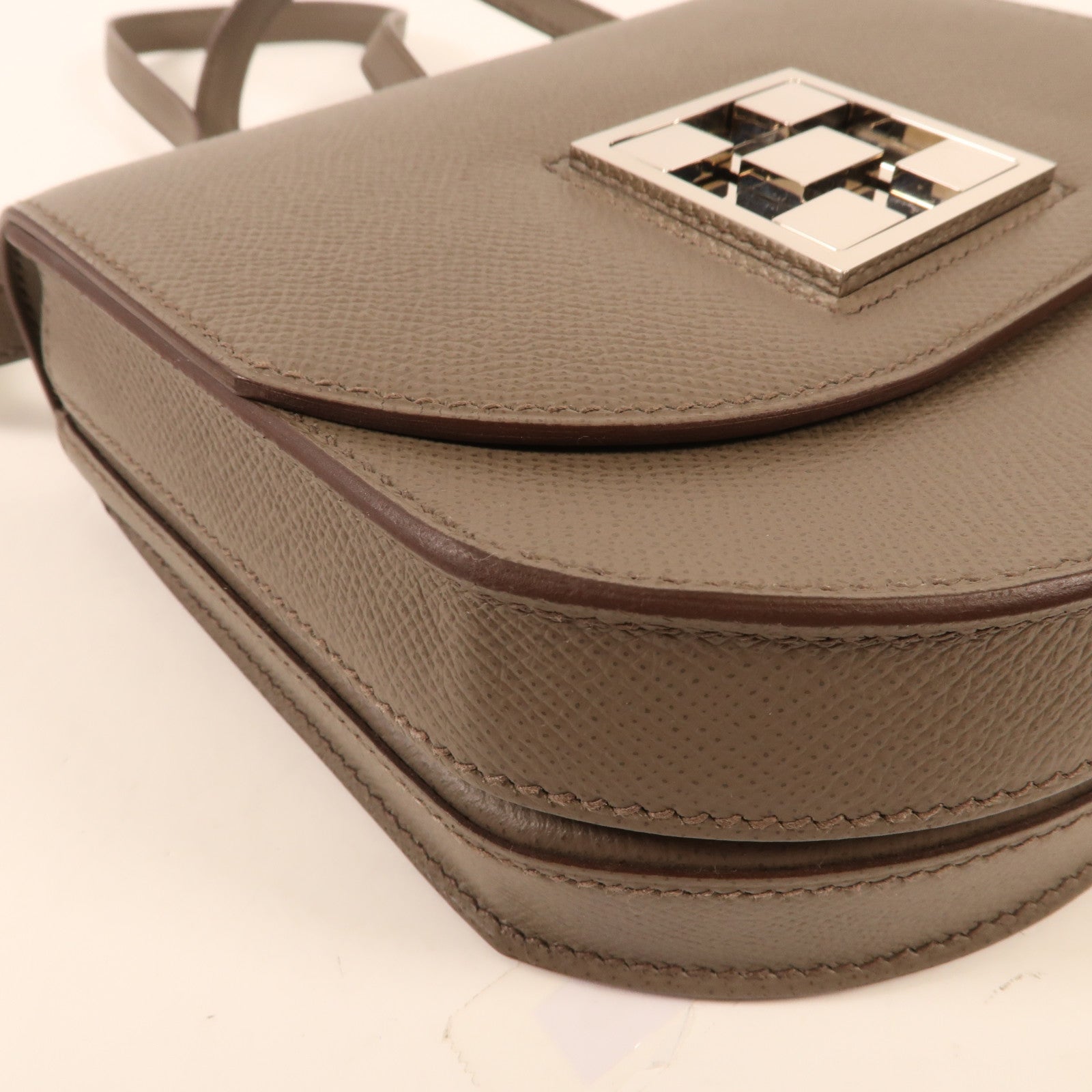 HERMES Epsom皮革Mini Mosaique銀扣肩背袋Etain