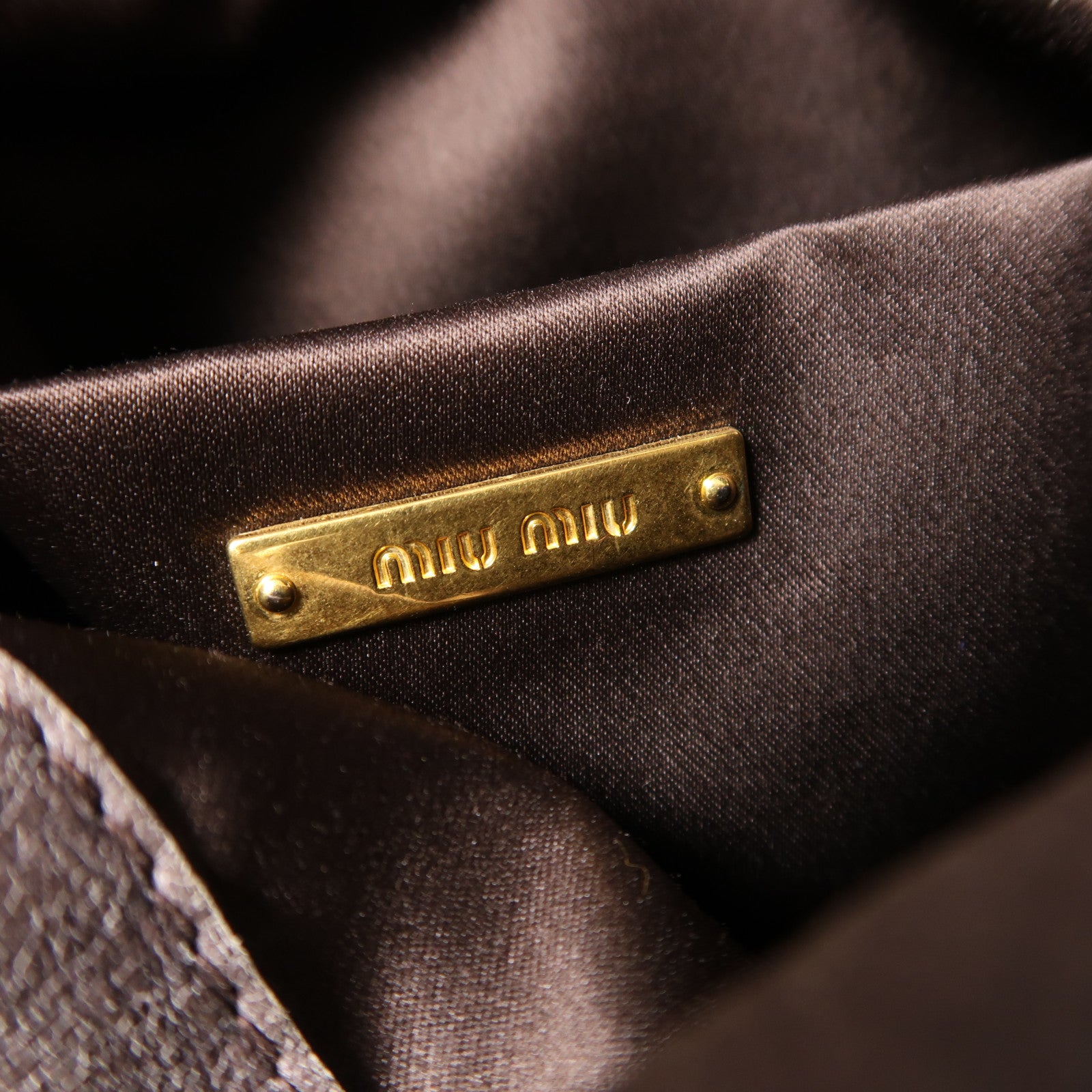 Miu Miu 牛皮皮革2 Way Shoulder金扣手挽肩背兩用袋