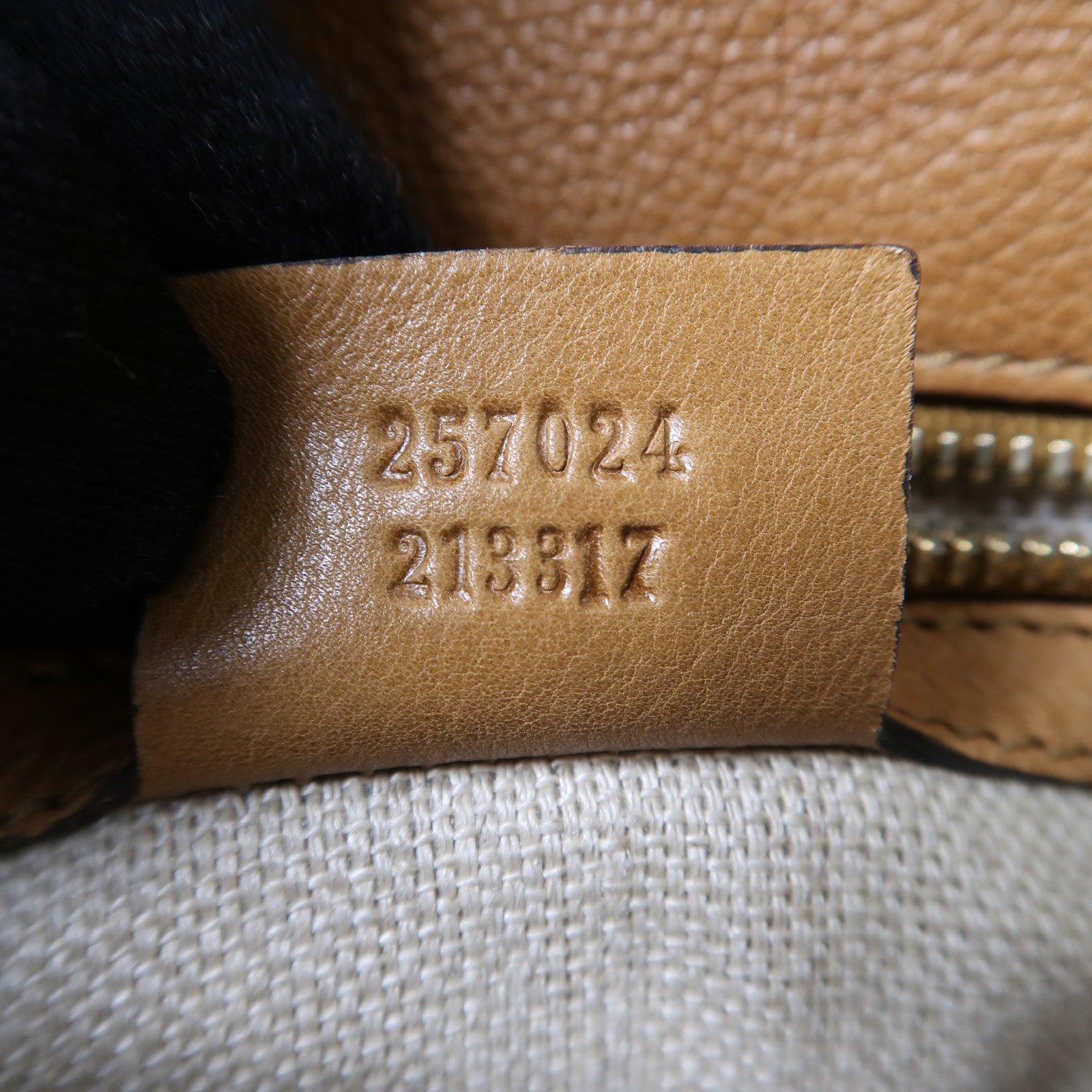 GUCCI 帆布/皮革Crossbody Bag金扣肩背袋啡色