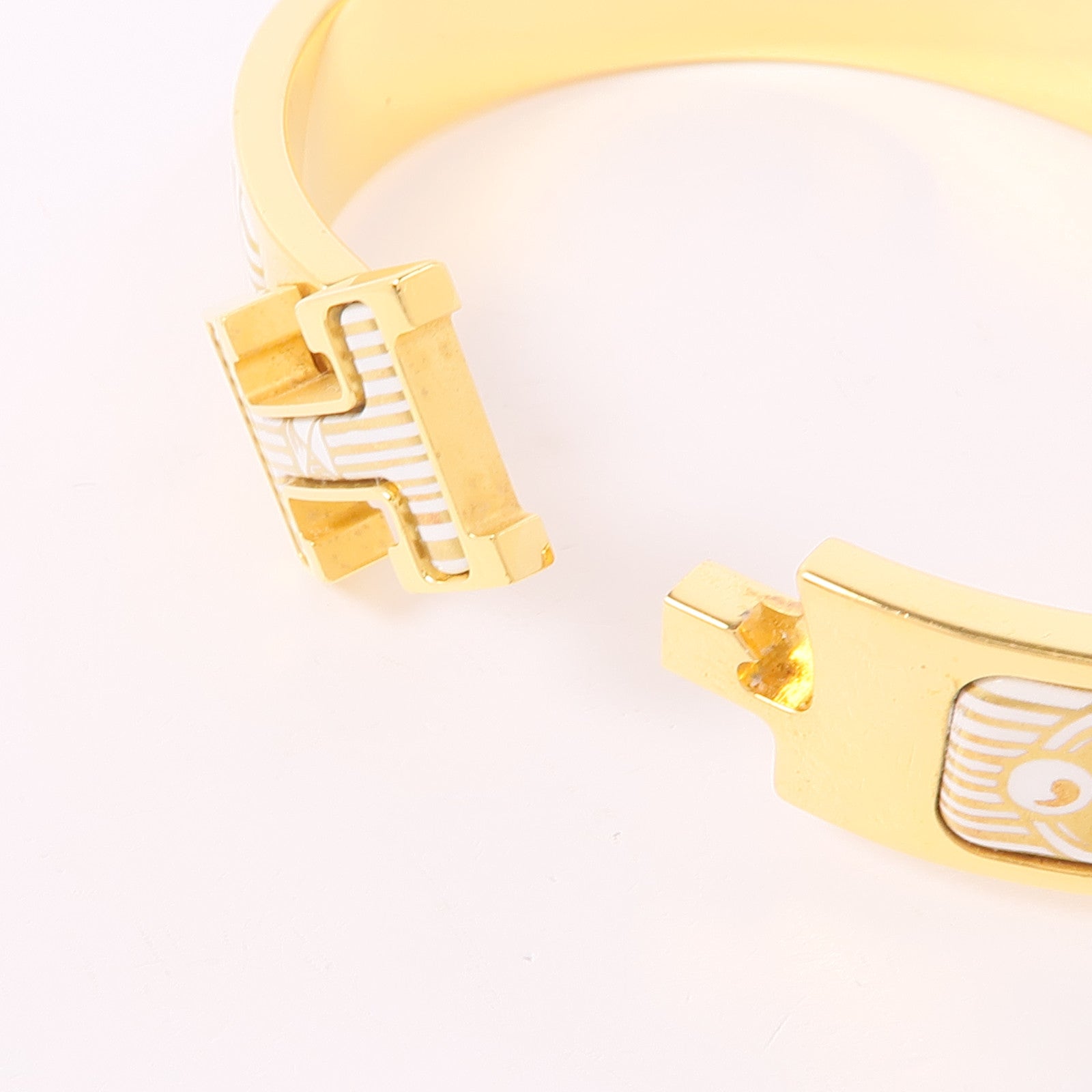 HERMES Clic H Bracelet Metal Enamel Gold