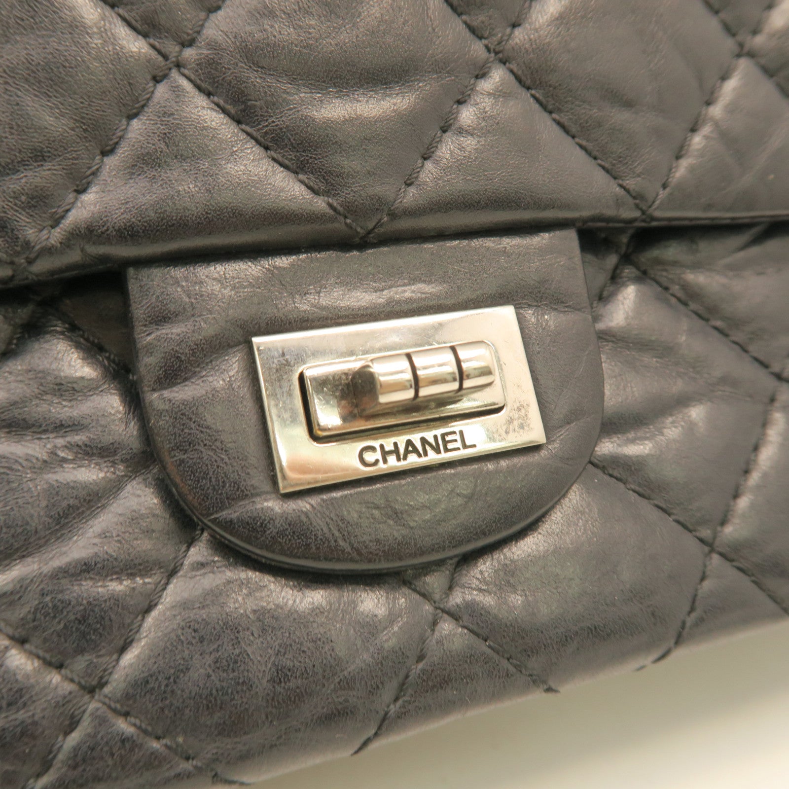 CHANEL rhombic cowhide leather 2.55 Chain Shoulder silver buckle chain shoulder bag black