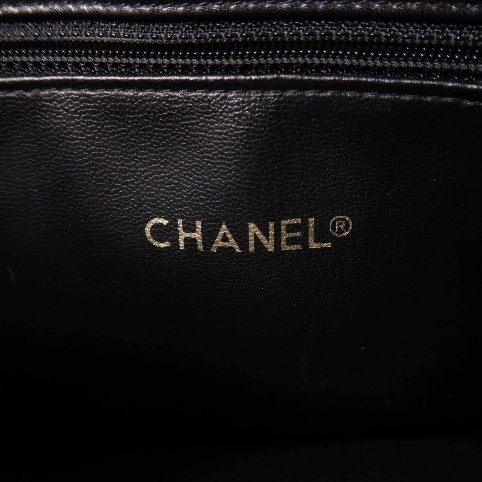 CHANEL 羊皮皮革Chain Shoulder金扣鏈帶肩背袋