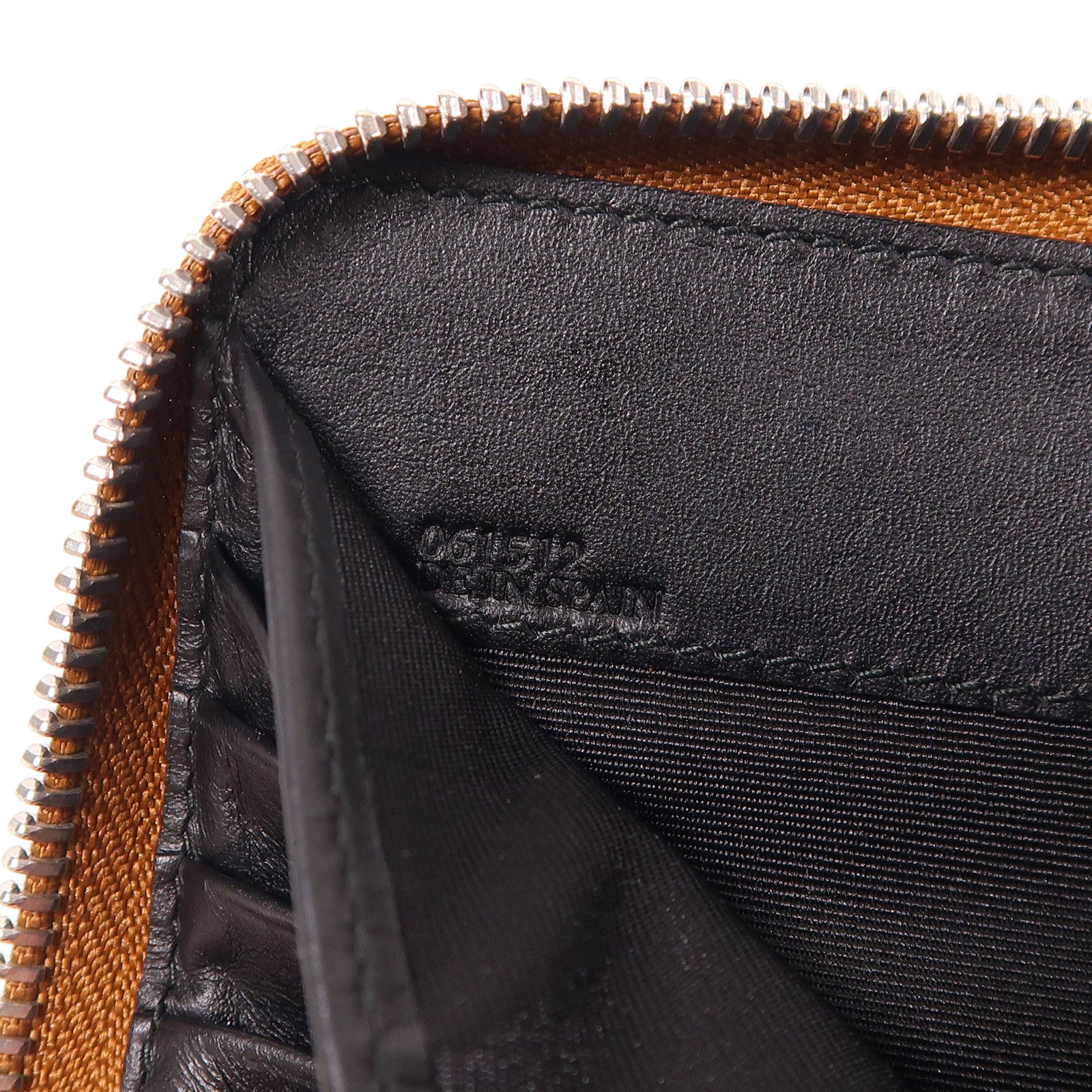 LOEWE 牛皮皮革Zipper Wallet銀扣錢包