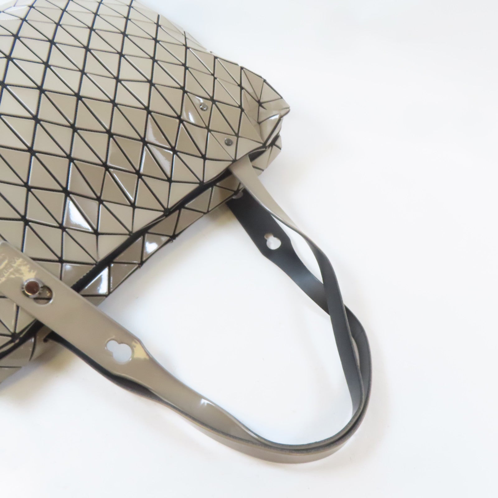 ISSEY MIYAKE PVC BAO BAO銀扣肩背袋/手挽袋灰色
