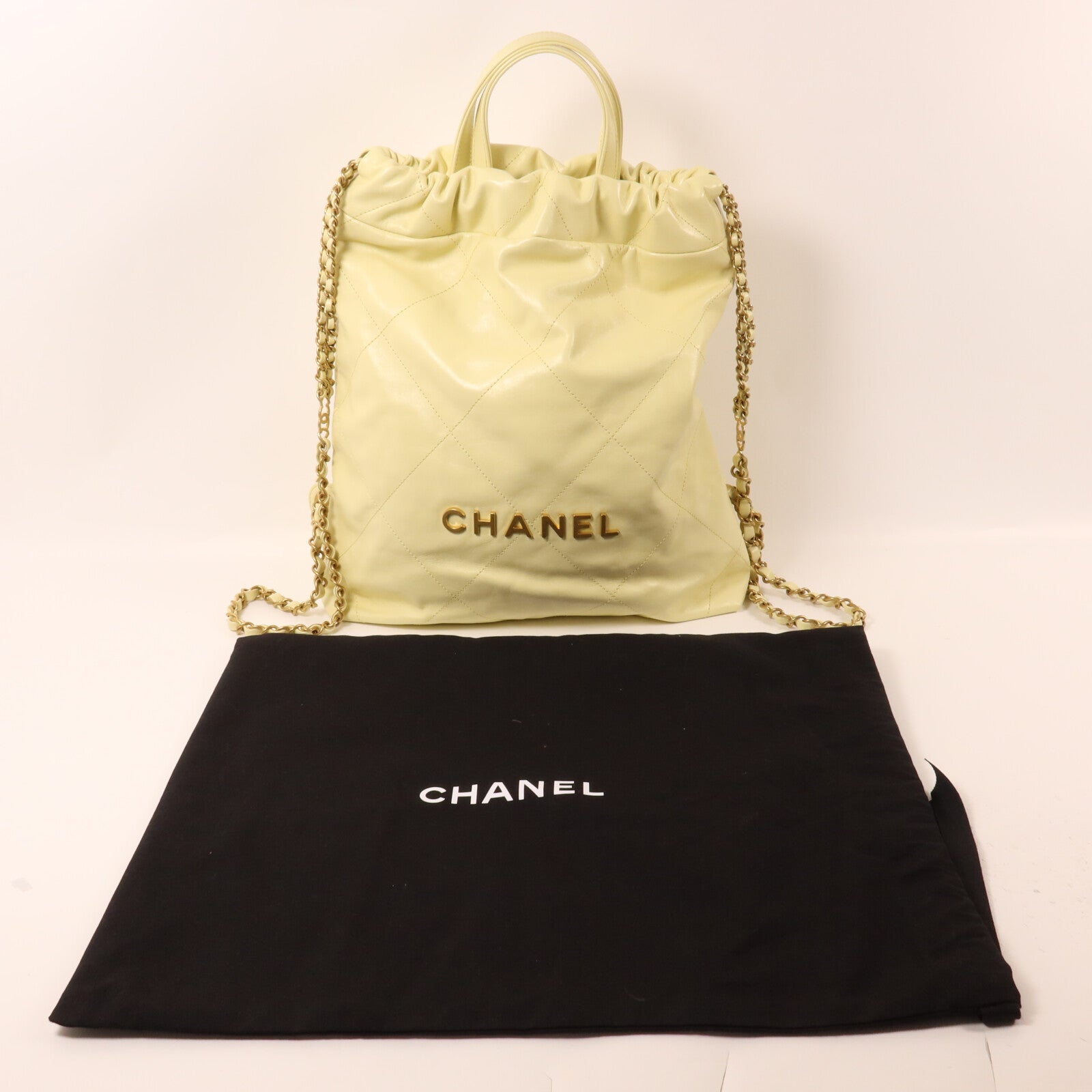 CHANEL 牛皮皮革Chanel 22鏈帶背包
