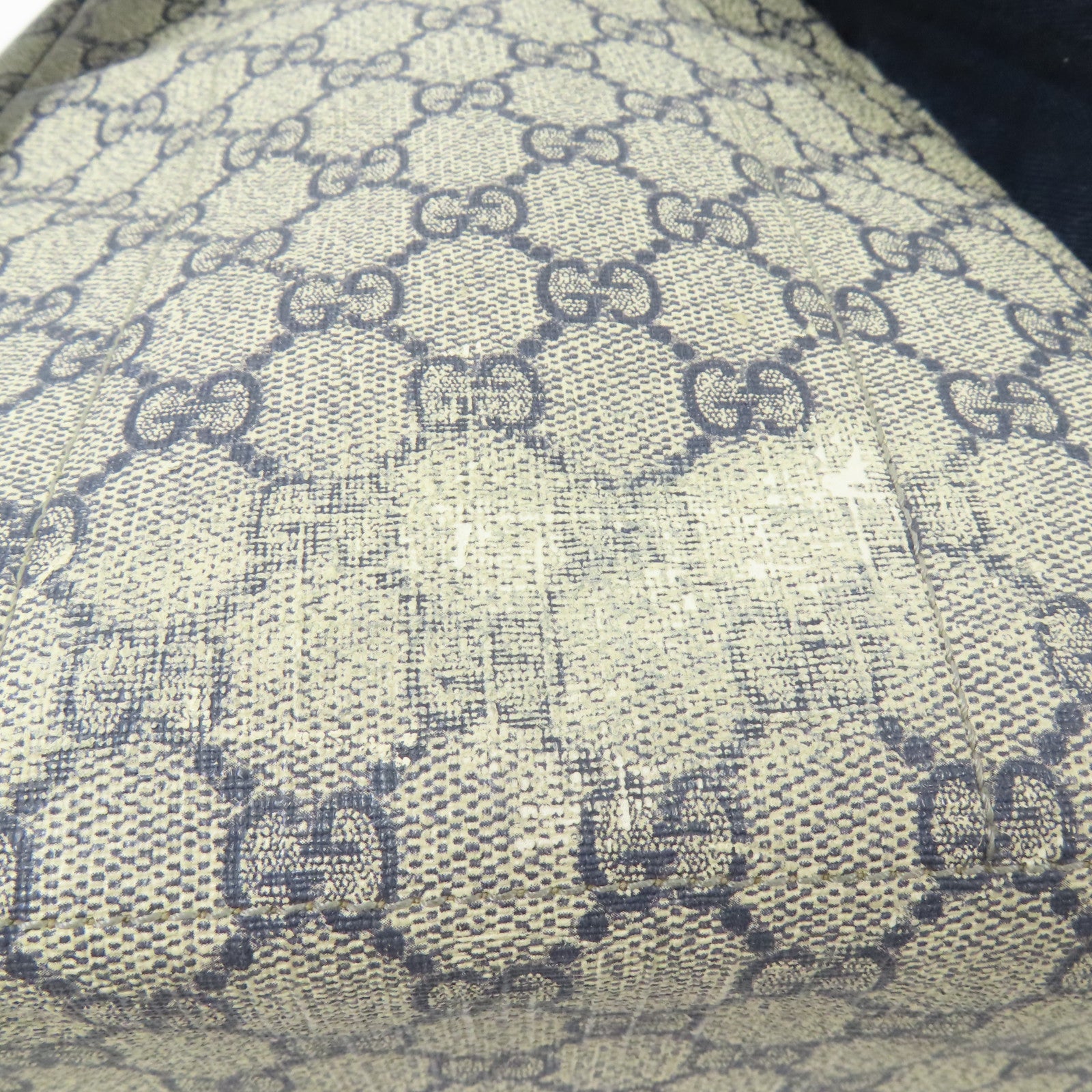 GUCCI 塗層帆布GG Supreme Backpack背包