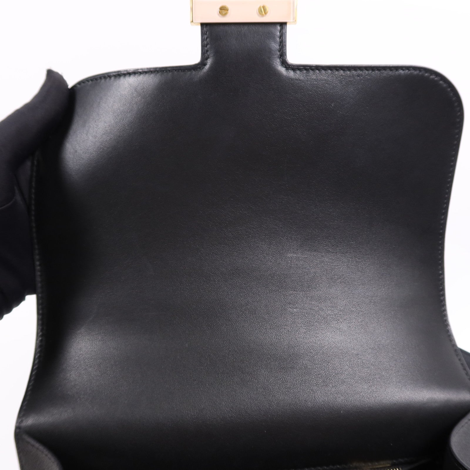 HERMES Epsom皮革Constance 24金扣肩背袋Noir