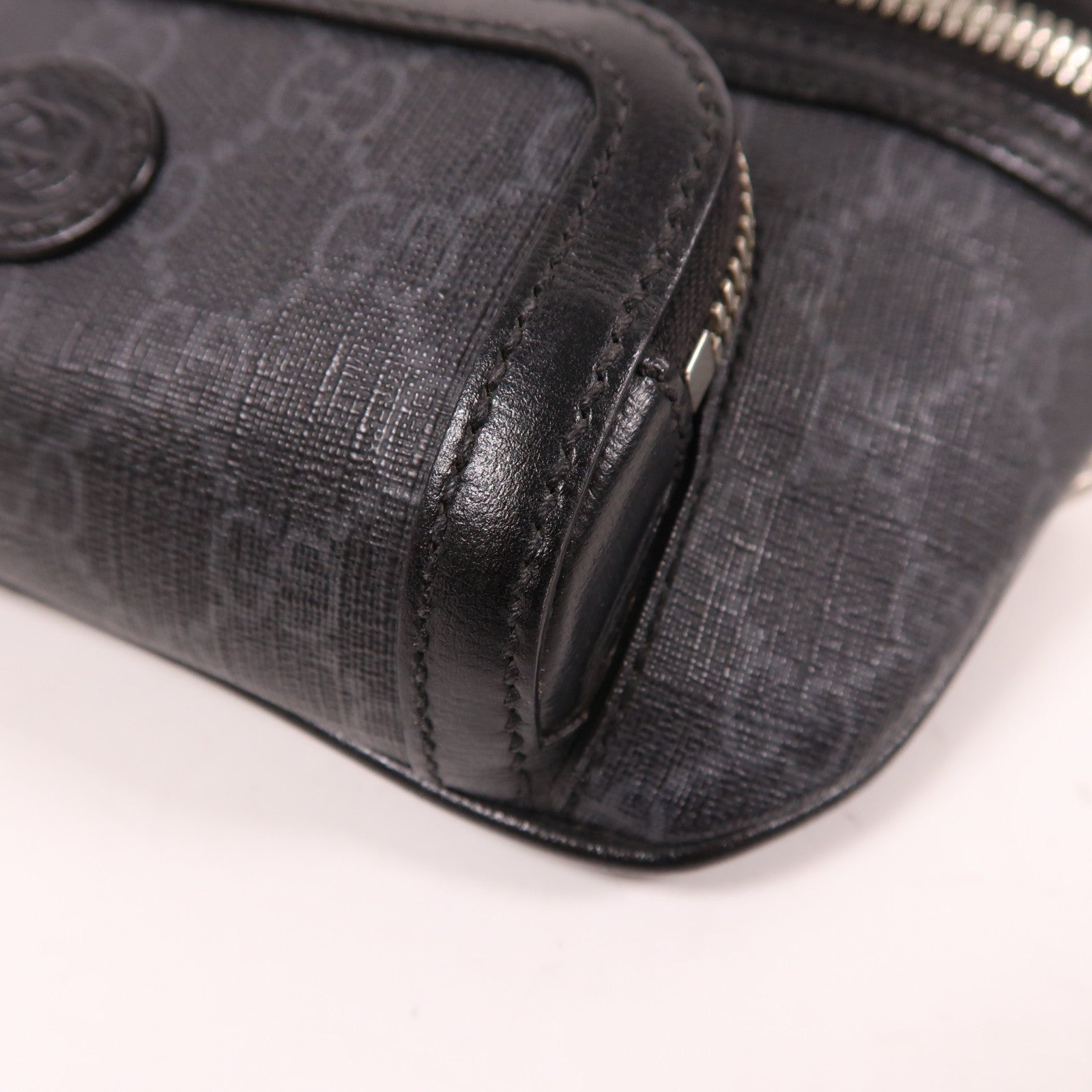 GUCCI 塗層帆布Waist Bag銀扣腰包