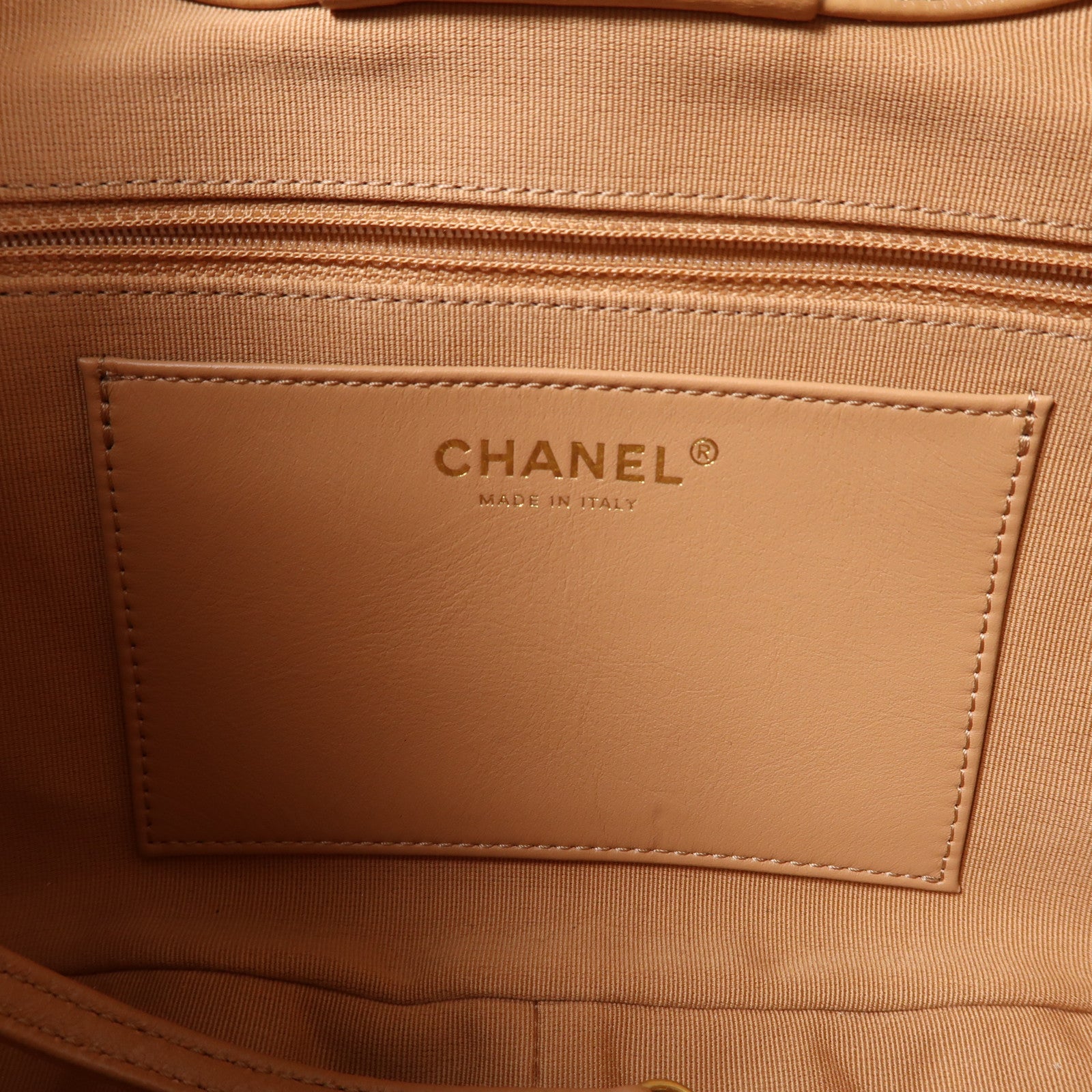 CHANEL 【激減優惠】牛皮皮革Hobo金扣鏈帶肩背袋