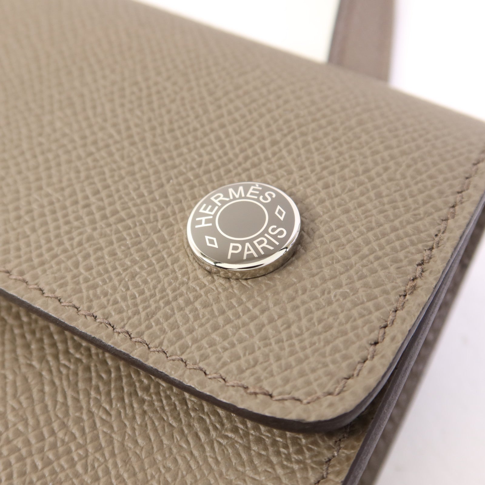 HERMES Epsom皮革Snap Wallet Bag銀扣肩背袋Etain