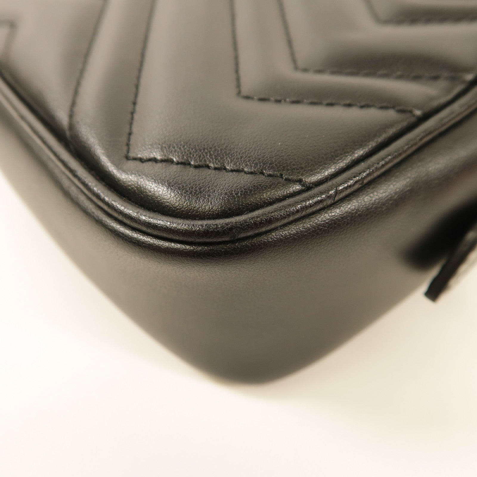 GUCCI 【激減優惠】牛皮皮革GG Marmont Mini肩背袋