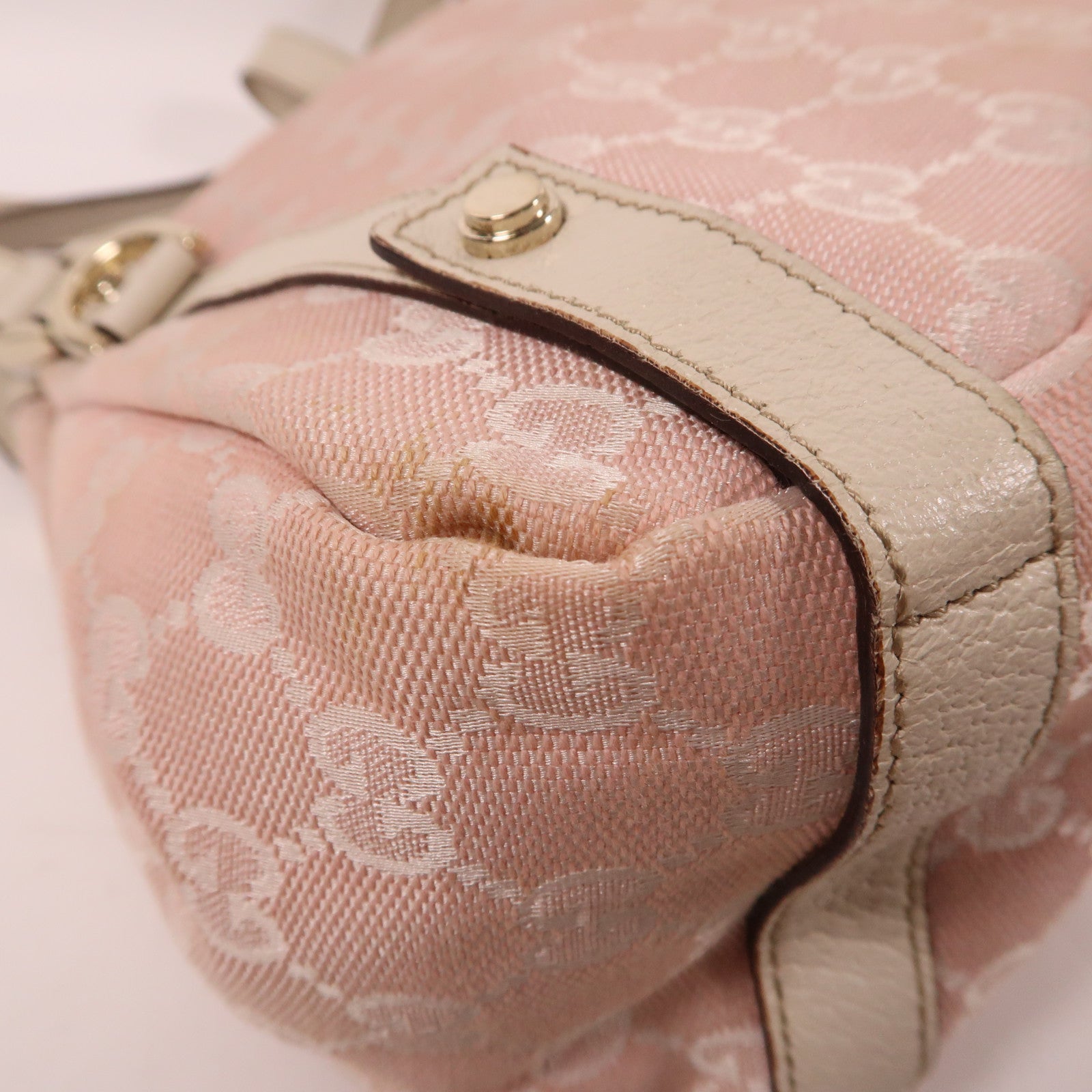 GUCCI 帆布Abbey銀扣肩背袋粉紅色