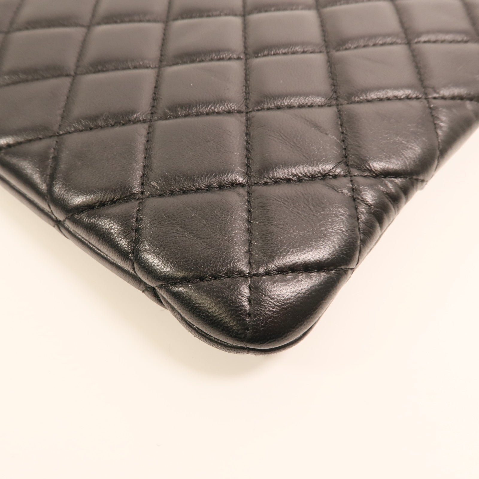 CHANEL 羊皮皮革Clutch金扣手拿包