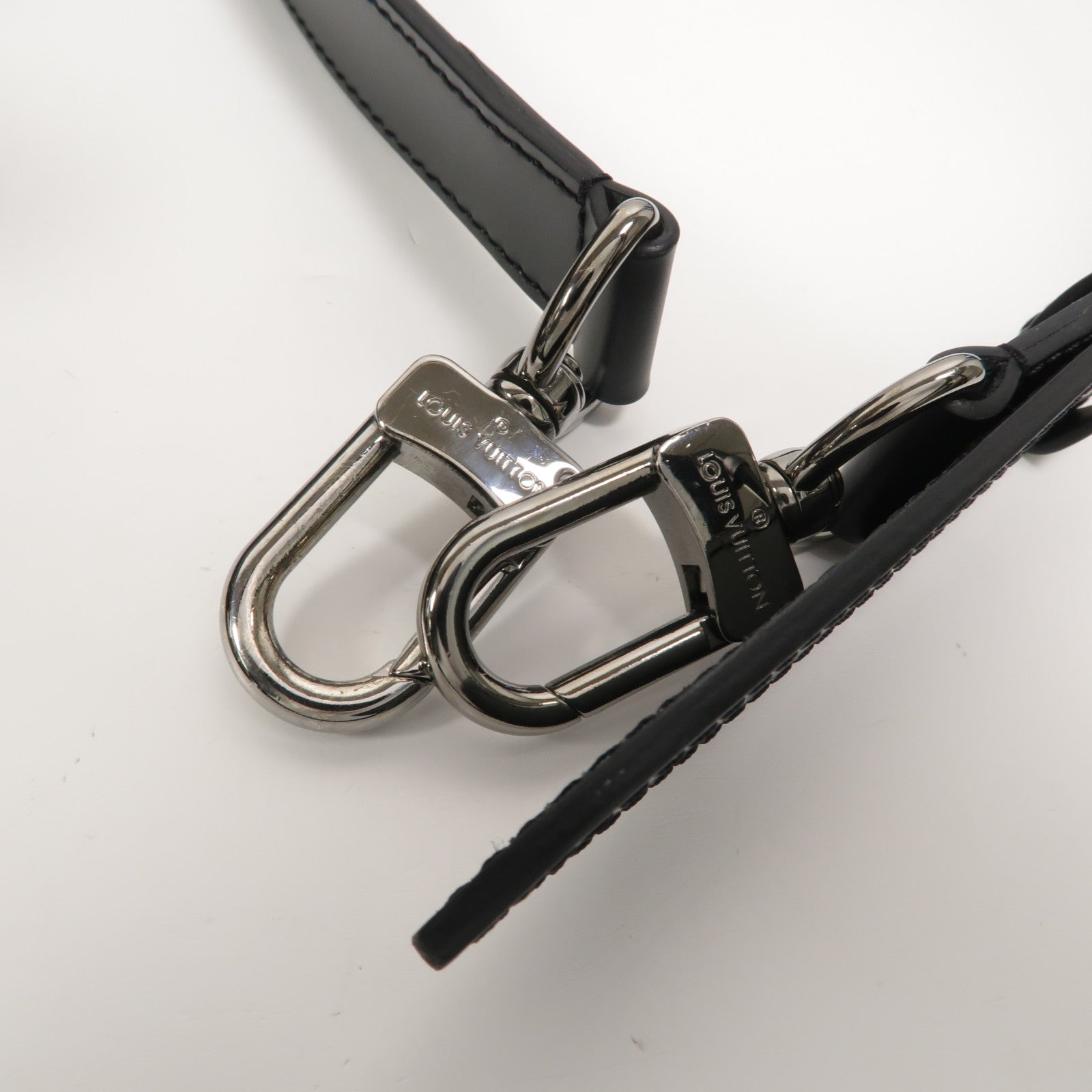 LOUIS VUITTON Monogram Eclipse Keepall Bandouliere 55手挽肩背兩用袋