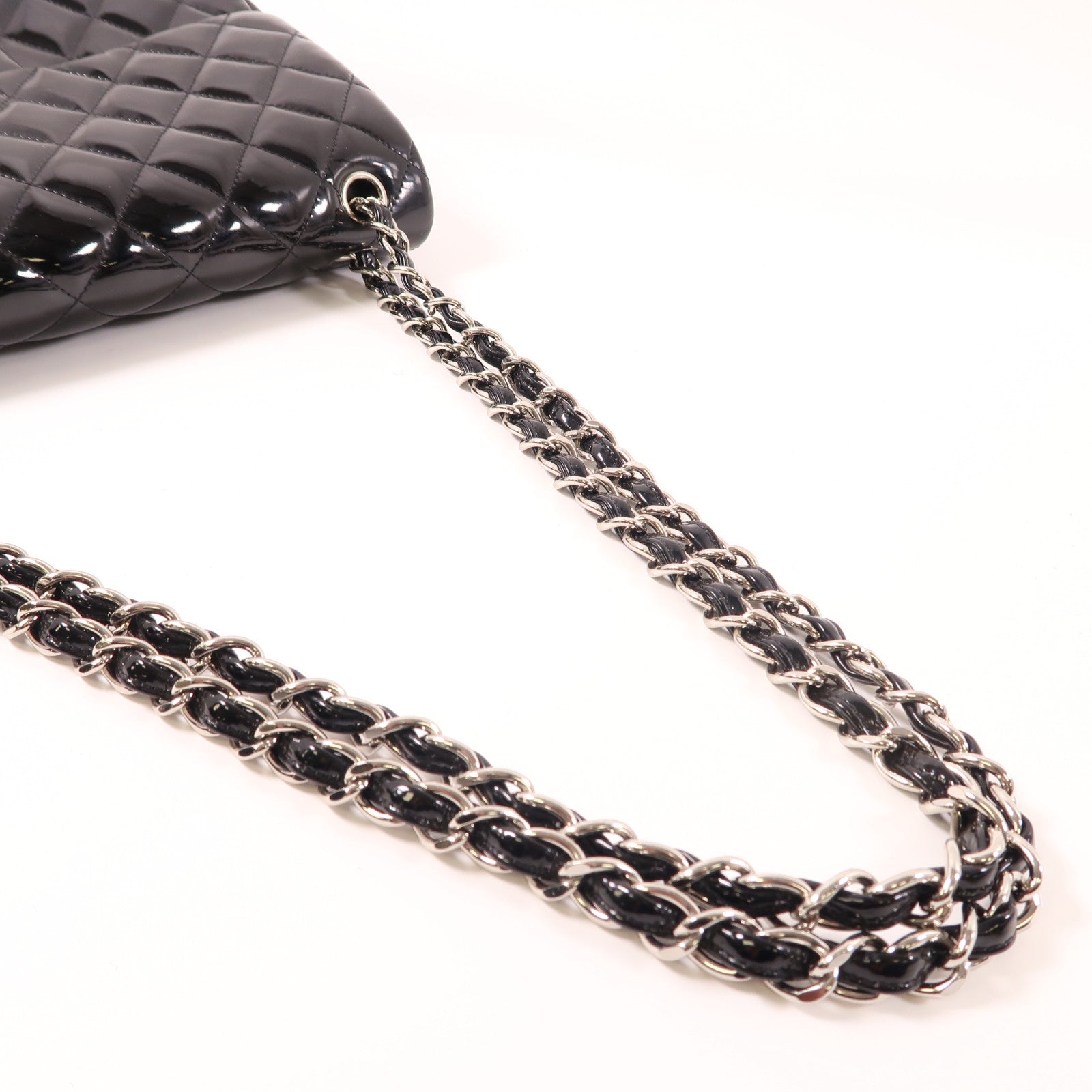 CHANEL 【激減優惠】菱格漆皮皮革Chain Shoulder銀扣鏈帶肩背袋黑色