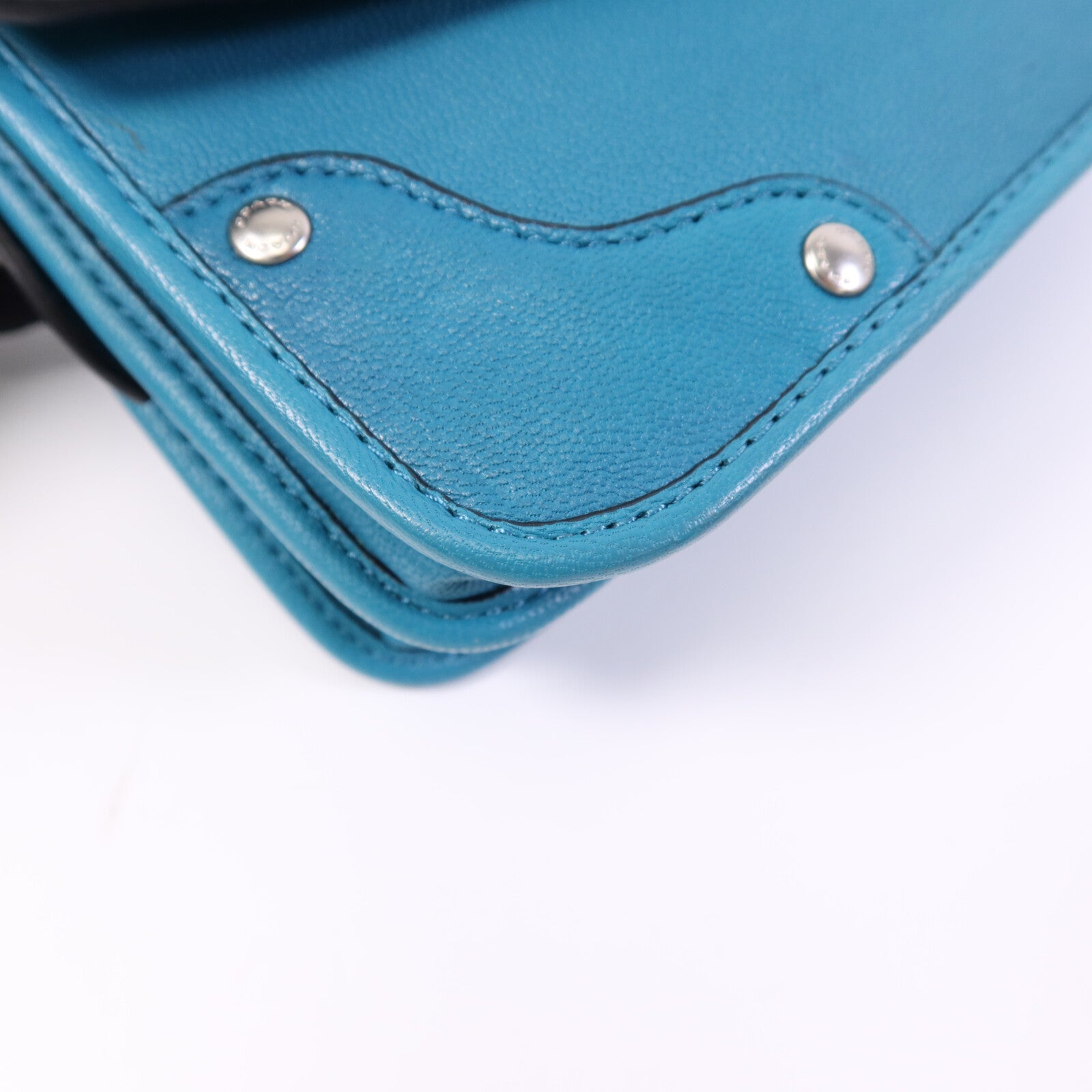 COACH 牛皮皮革Shoulder Bag銀扣肩背袋