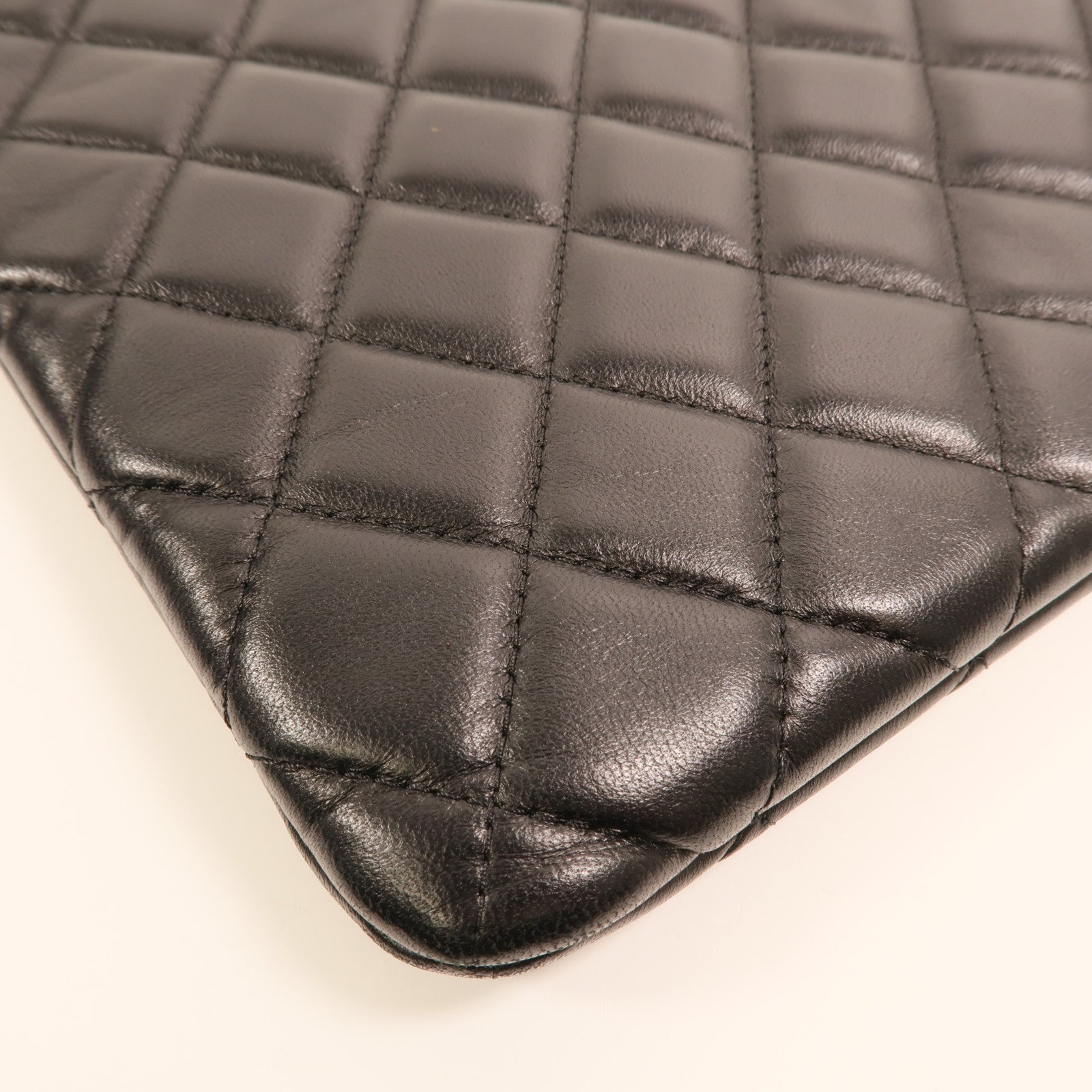 CHANEL 羊皮皮革Clutch金扣手拿包