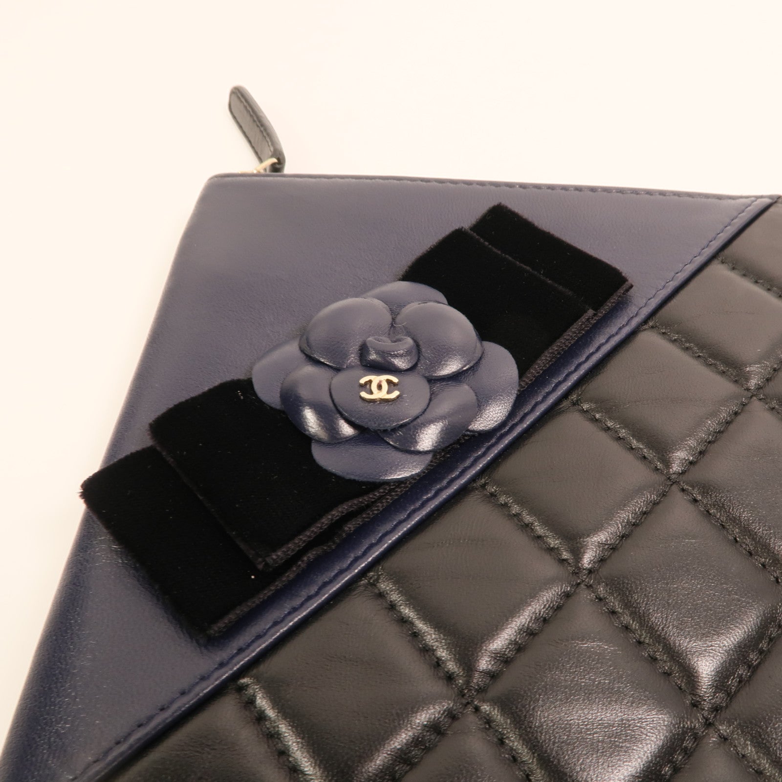 CHANEL 羊皮皮革Clutch金扣手拿包