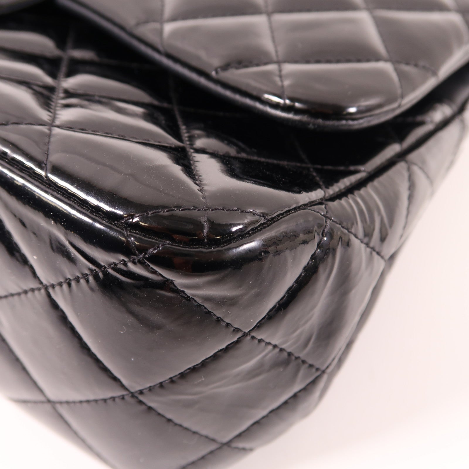 CHANEL 【激減優惠】菱格漆皮皮革Chain Shoulder銀扣鏈帶肩背袋黑色